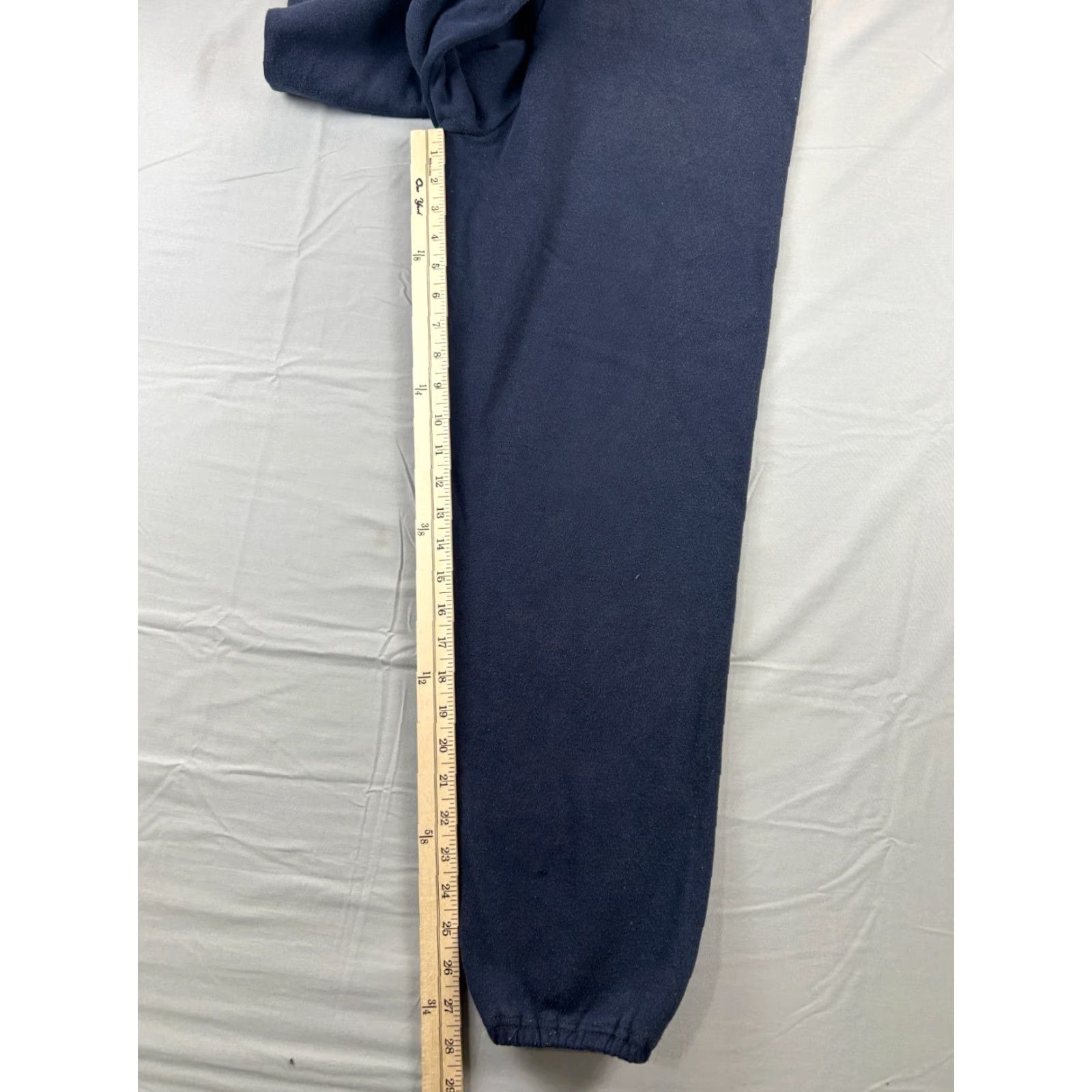 Russell Athletic VINTAGE Russell Athletic Sweatpants Men M Navy 70s 80s Sweatpants Gym & Training Pants Men Blues Regular Drawstring Waist Navy Blue Size US 31 - 5 Thumbnail