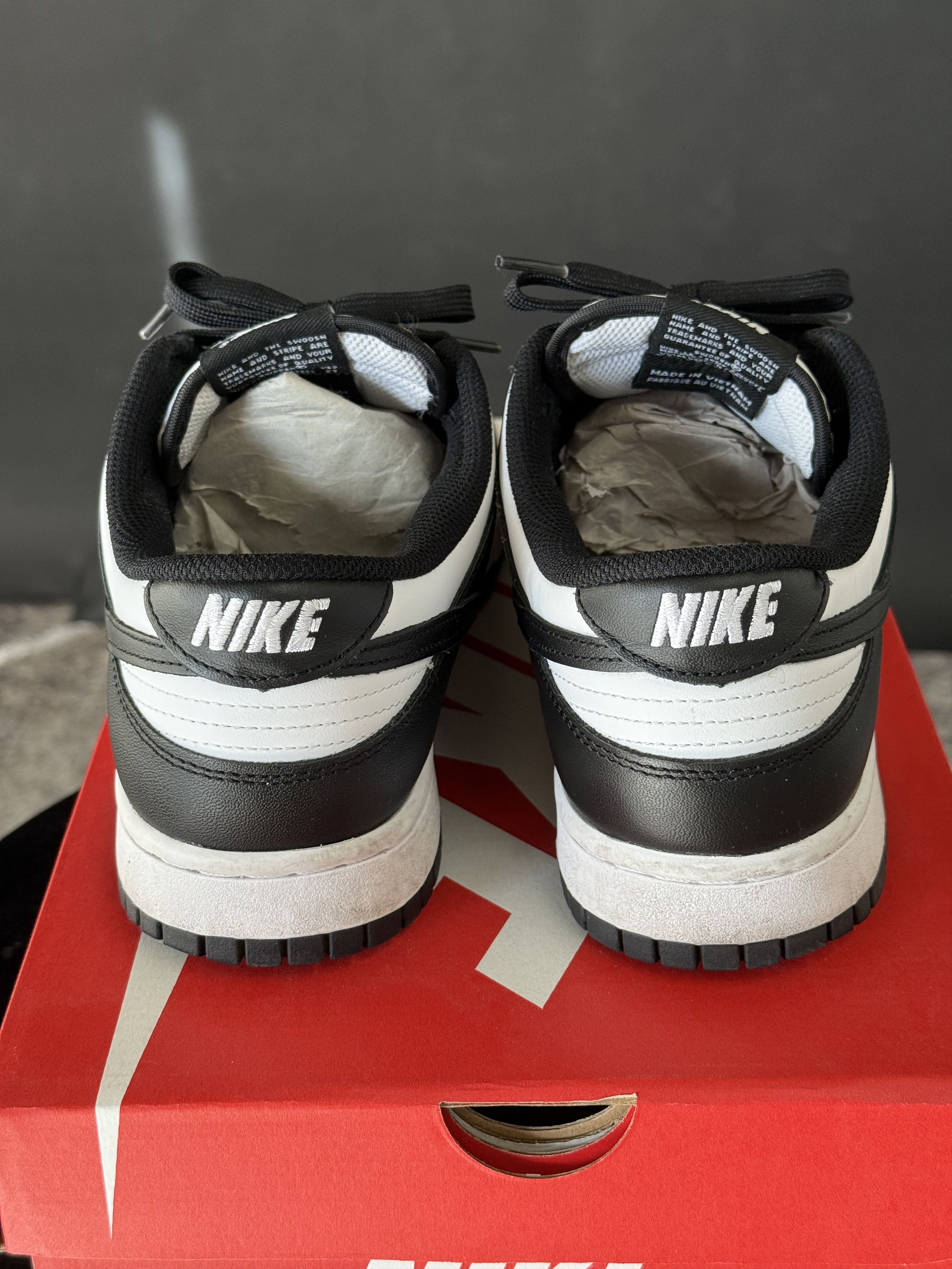 Nike *USED* Nike Dunk Low PANDA DUNK women size 11 / men size 9.5 Size US 9.5 / EU 42-43 - 4 Thumbnail