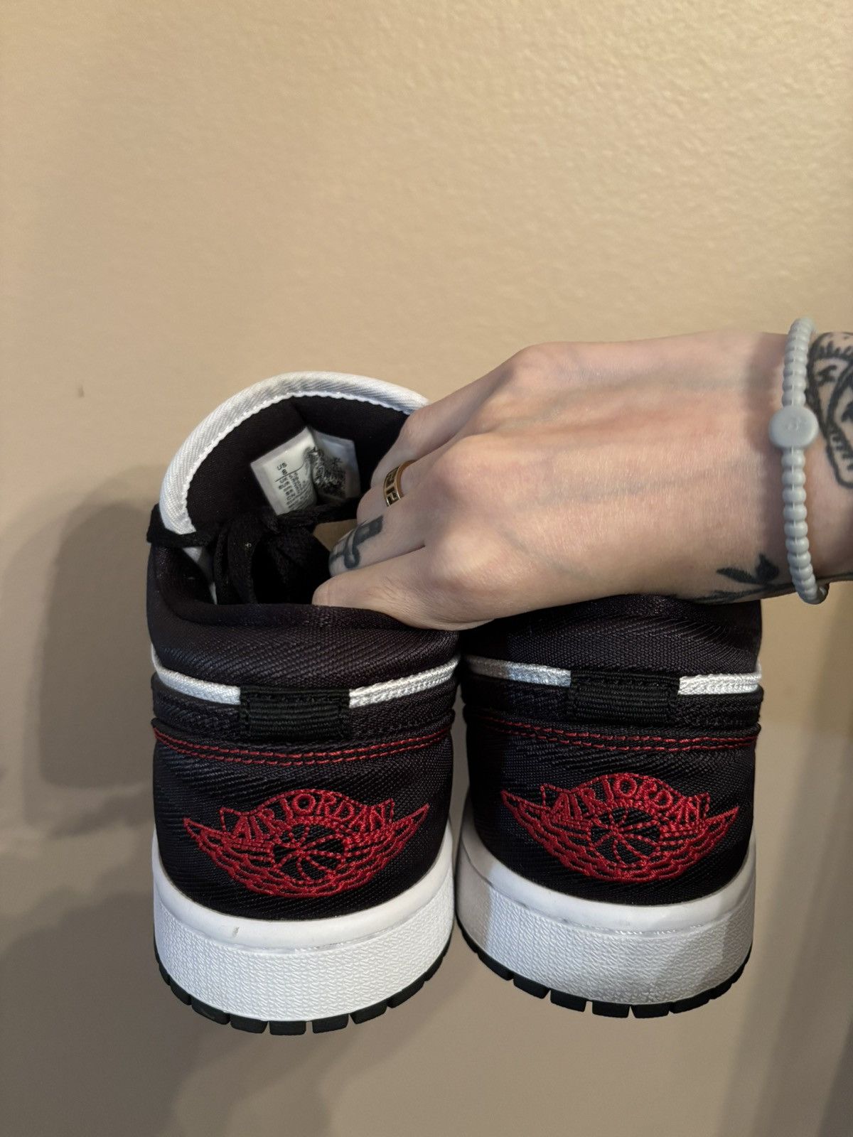 Jordan Brand Wmns Air Jordan 1 Low SE Utility ‘White Black Red' Size US 8 / IT 38 - 4 Thumbnail