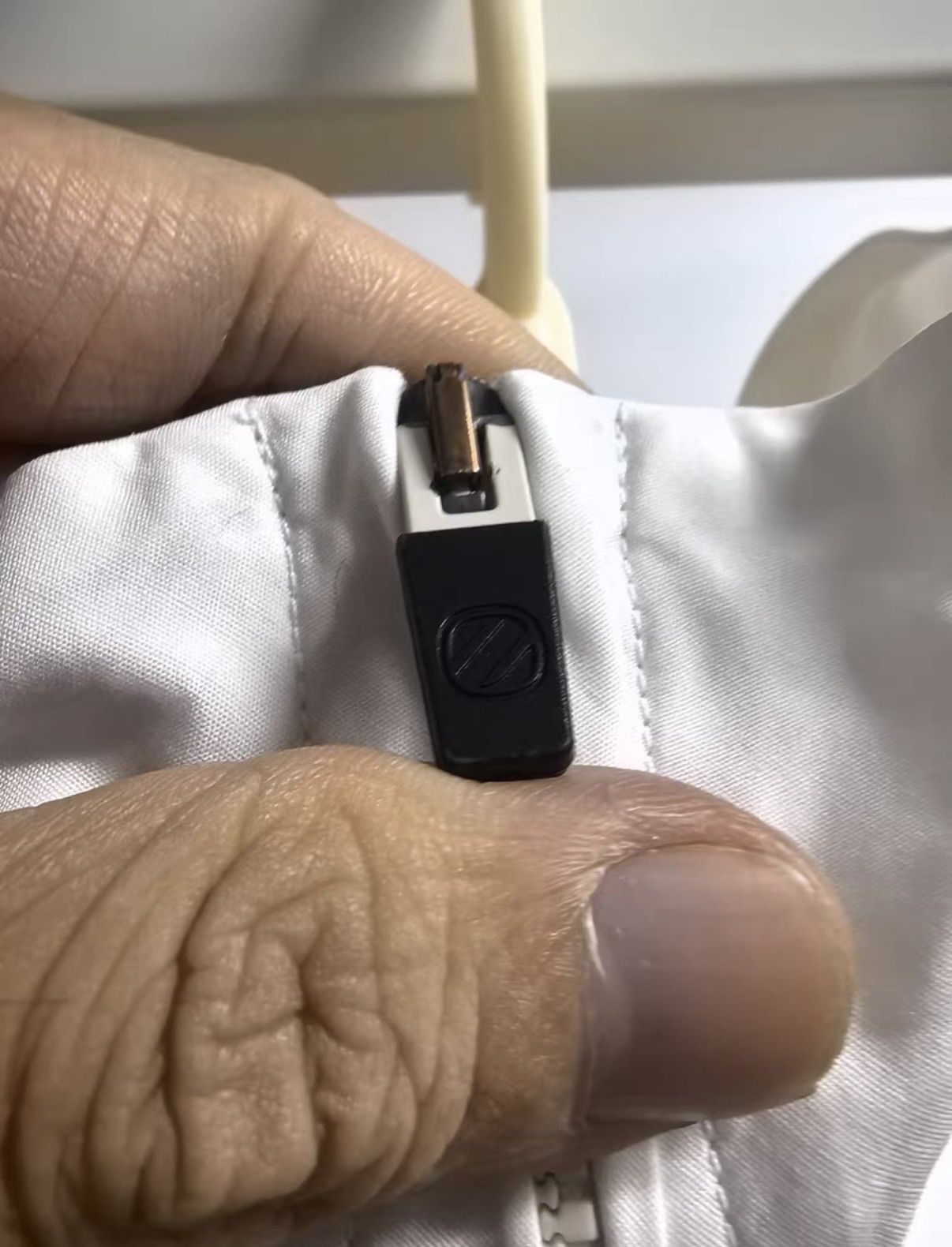Fear of God Fear of God × Zegna White High-Neck Shirt Size US S / EU 44-46 / 1 - 5 Thumbnail