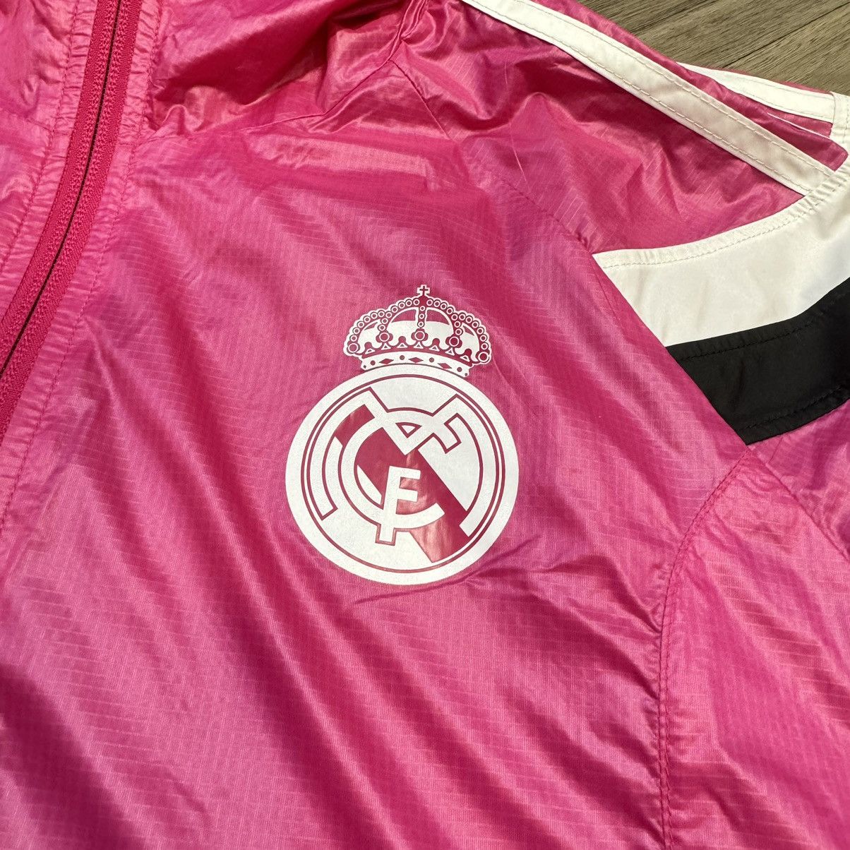 Adidas Real Madrid 14/15 light jacket Size US M / EU 48-50 / 2 - 4 Thumbnail