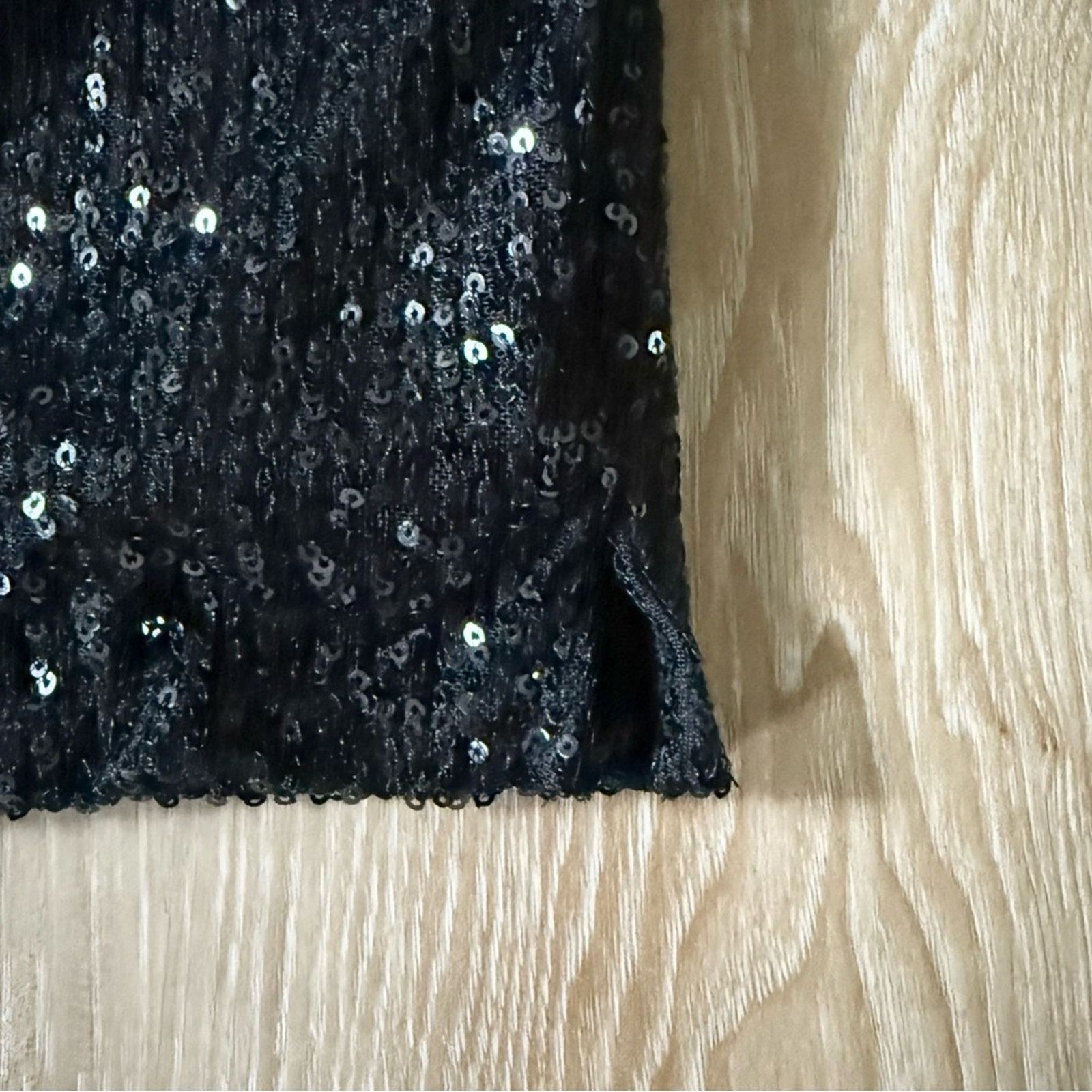 Urban Outfitters Urban Outfitters Larissa Sequin Tube Mini Dress L Size L / US 10 / IT 46 - 4 Thumbnail