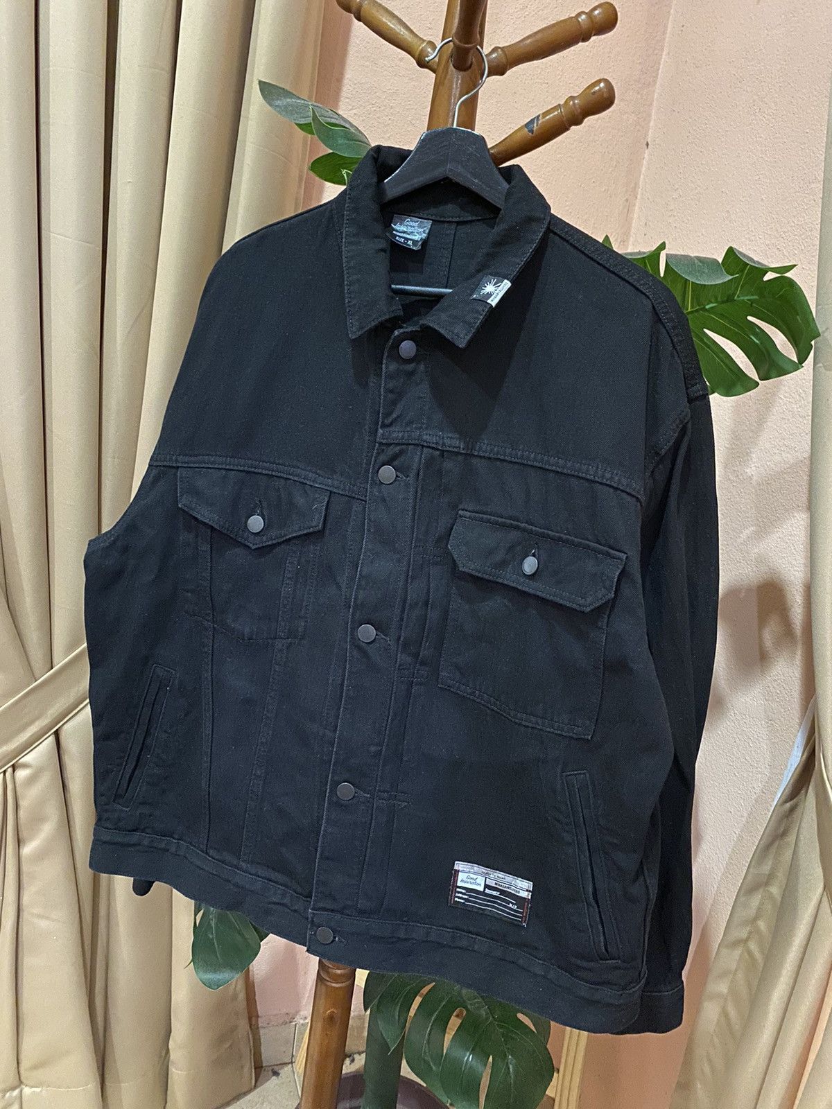 GU × Maison MIHARA YASUHIRO Good Inspiration x Mihara Yasuhiro Black Denim Jacket Size US XL / EU 56 / 4 - 2 Thumbnail