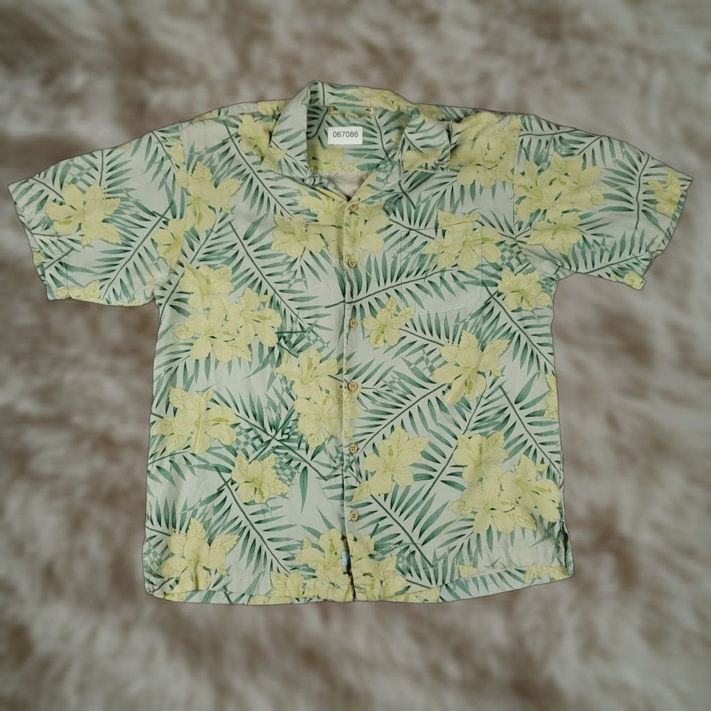 Tommy Bahama Tommy Bahama Shirt Mens Medium Green Floral Silk Hawaiian Button Up Short Sleeve Size US M / EU 48-50 / 2 - 1 Thumbnail