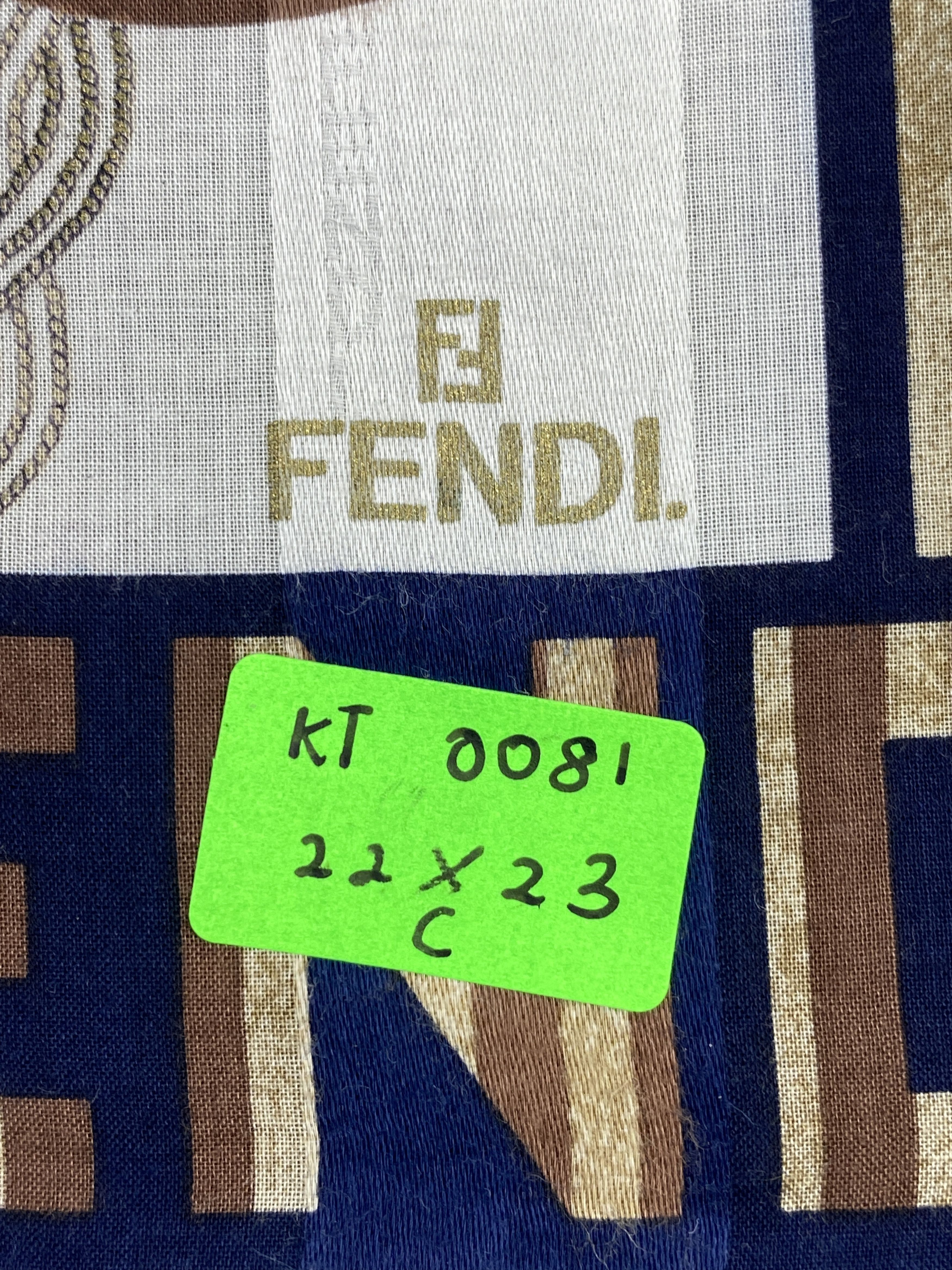 Fendi Vintage Fendi Handkerchief / Neckerchief KT0081 Size ONE SIZE - 9 Thumbnail