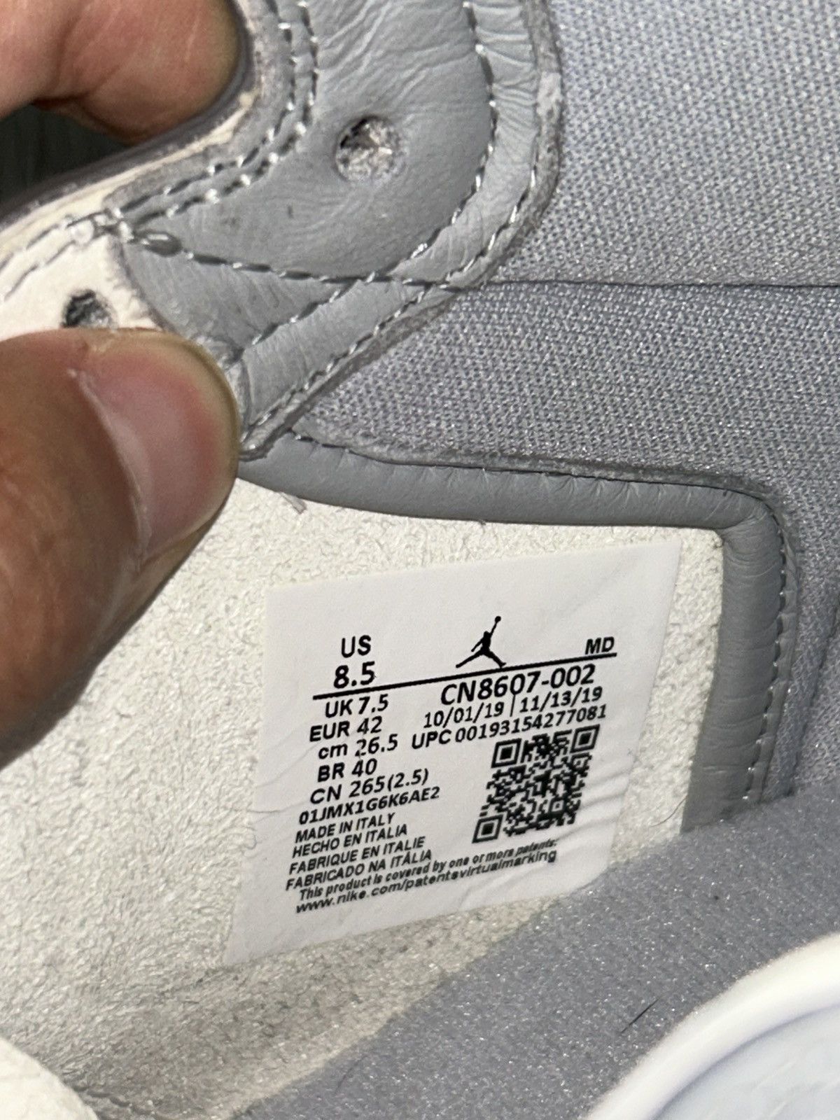 Dior × Jordan Brand Dior x Air Jordan Retro 1 High Size 8.5 Size US 8.5 / EU 41-42 - 22 Thumbnail