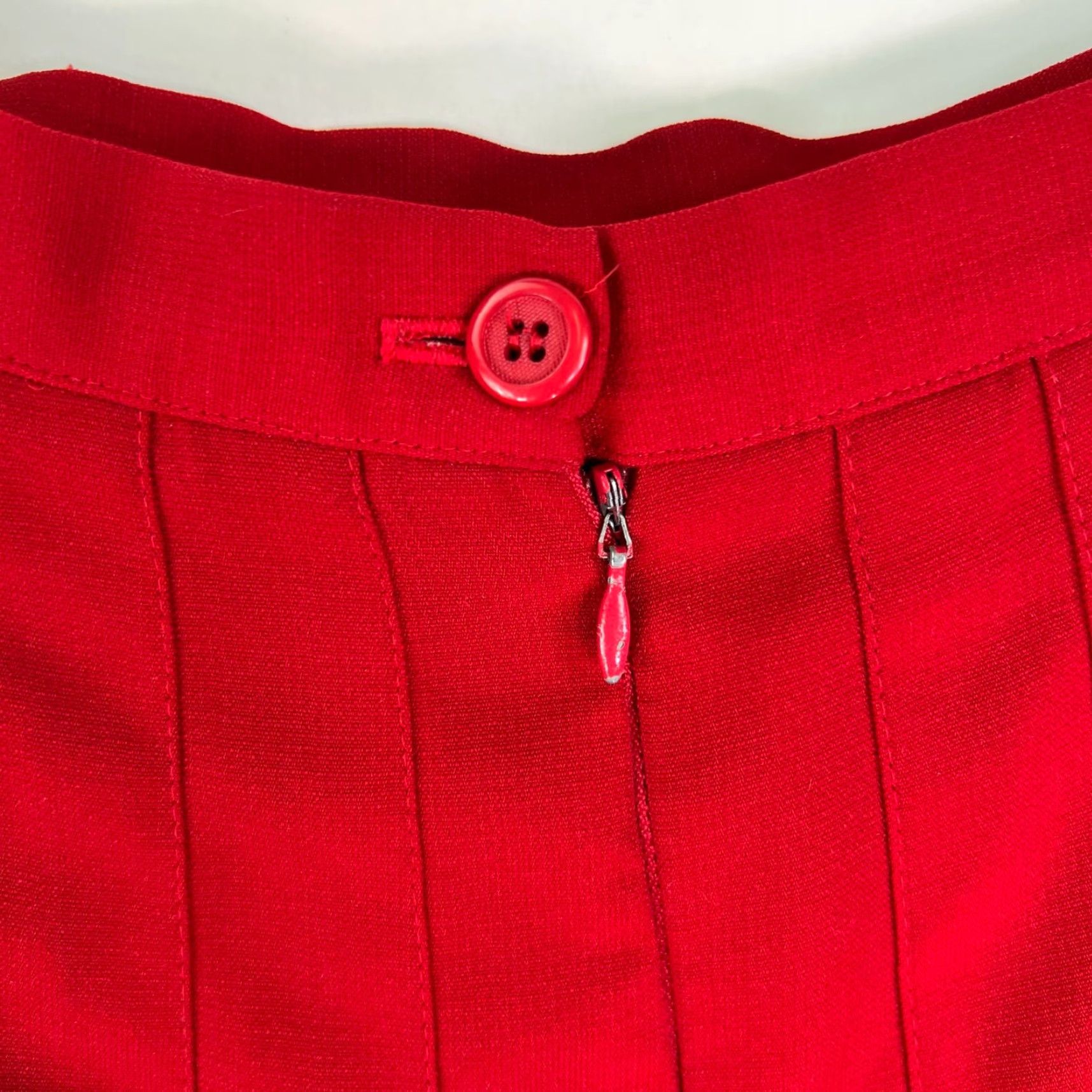 Vintage VINTAGE Savion Skirt Womens 14 Red Classic Career Back Zip Pleated Size 36" / US 14 / IT 50 - 5 Thumbnail