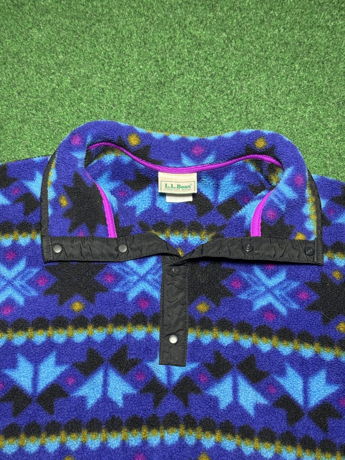 L.L. Bean Vintage L.L. Bean Aztec Snowflake Fleece Synchila Sweatshirt Size S / US 4 / IT 40 - 2 Thumbnail