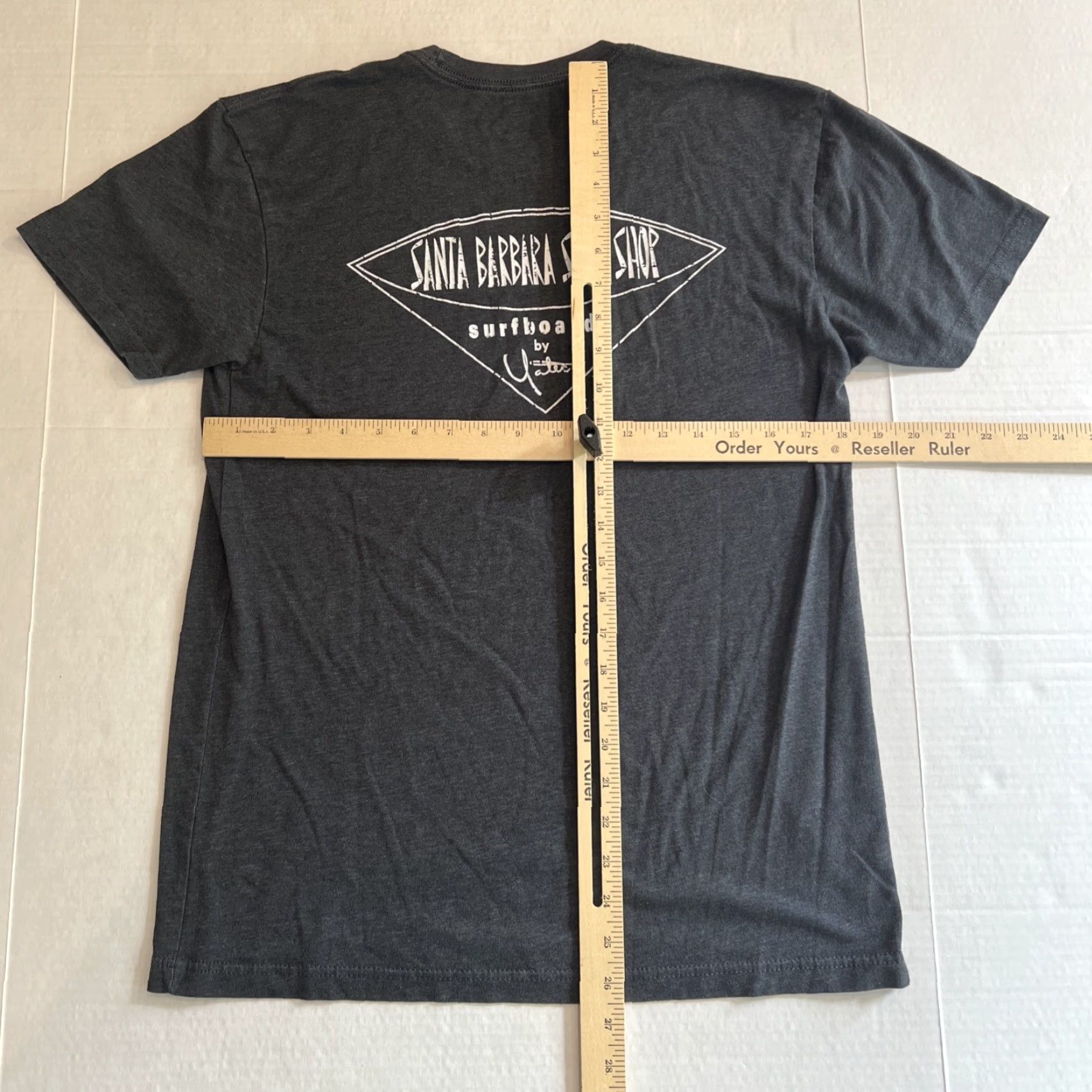 Vintage VINTAGE Santa Barbara Surf Shop Yater Surfboards Shirt Medium Gray Surfer Shaper Mens T-Shirt Short Sleeve Crew Neck Logo Graphic Print Size US M / EU 48-50 / 2 - 7 Thumbnail