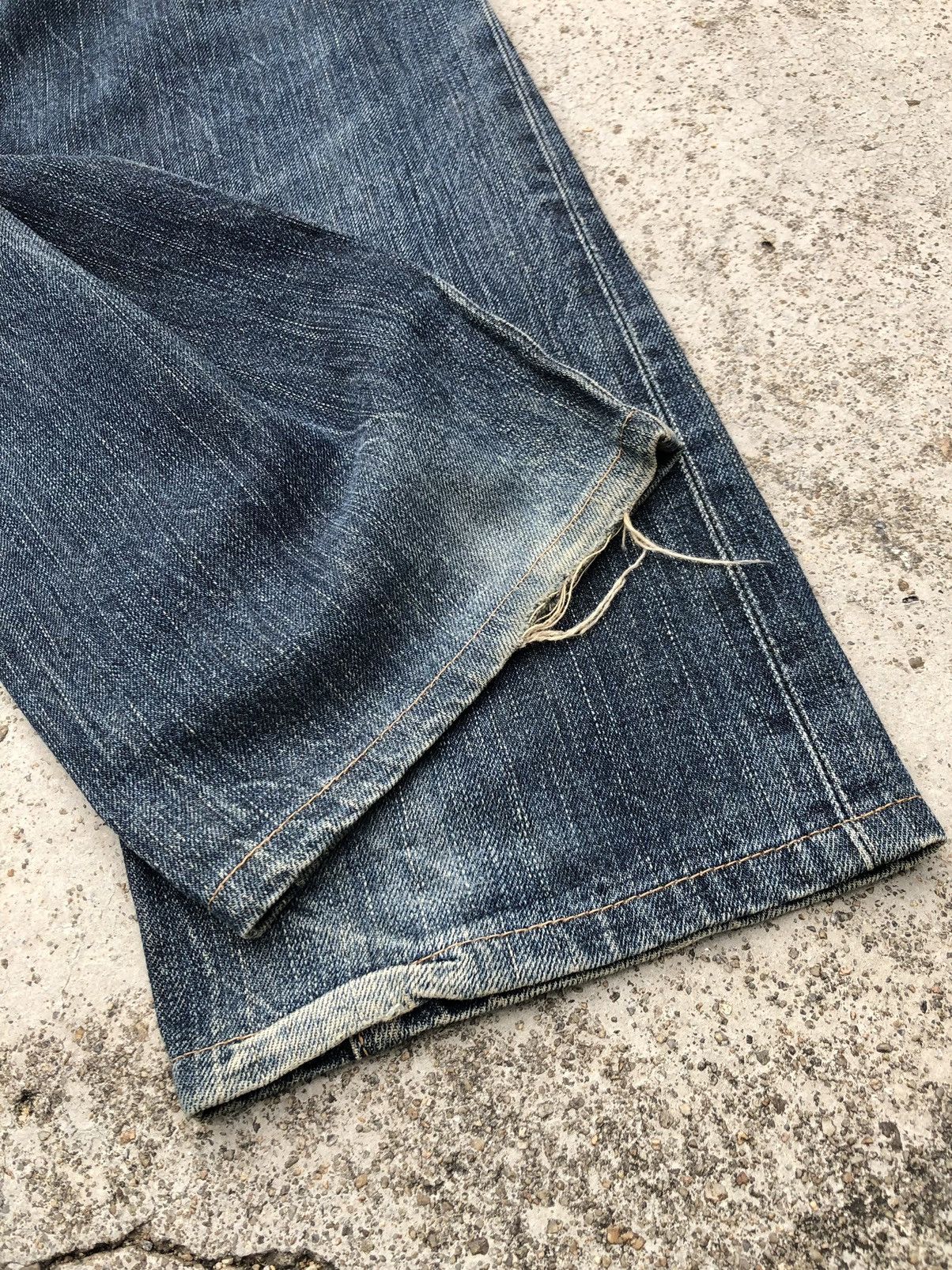 Edwin RUSTY BLUE DISTRESSED SELVEDGE DENIM BY EDWIN Size US 28 / EU 44 - 7 Thumbnail