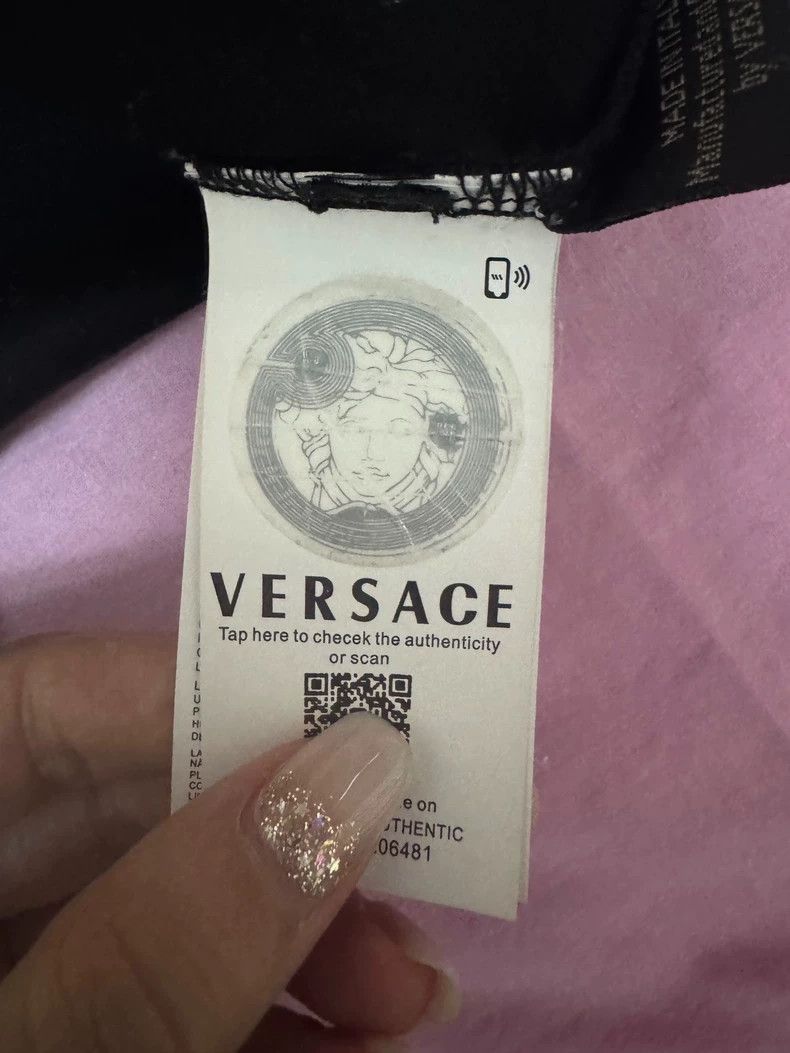 Other Versace Classic Medusa Short Sleeve T-Shirt Black Crew Nec Size US M / EU 48-50 / 2 - 2 Thumbnail