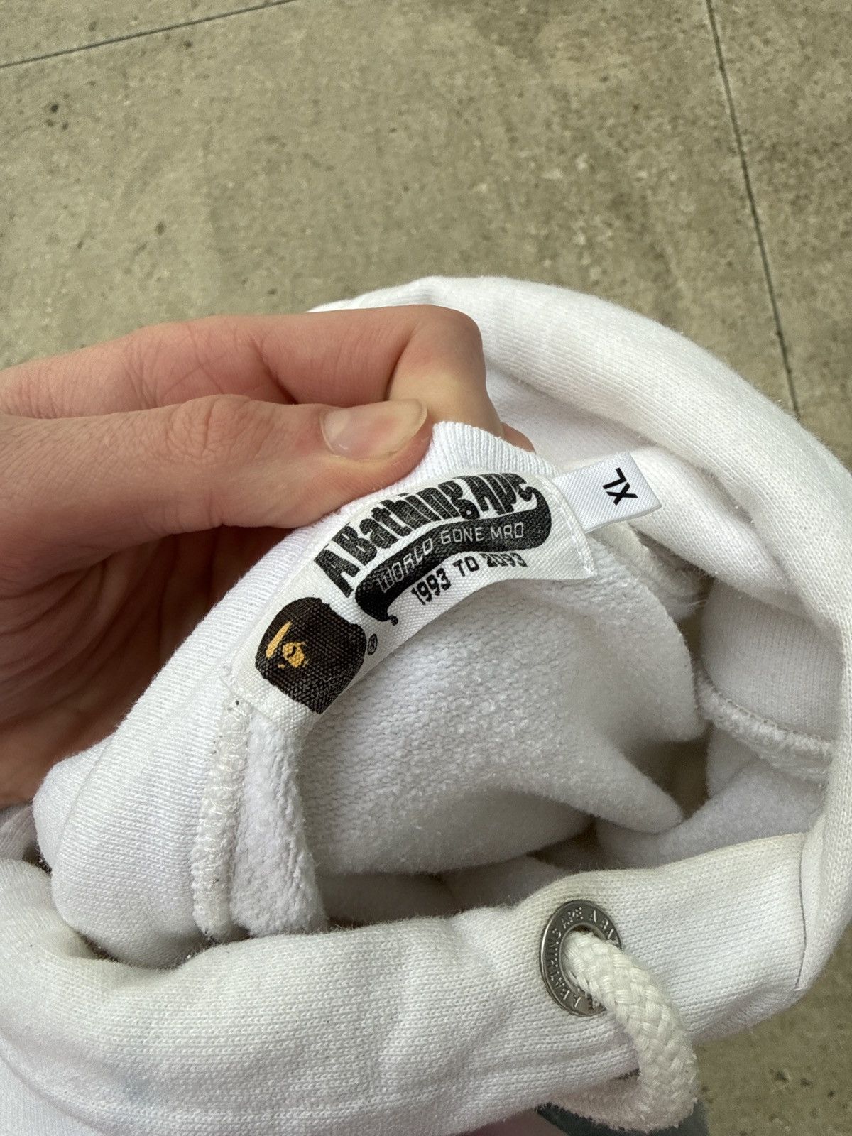 Bape Bape x Tom & Jerry Hoodie – White Graphic – Size XL Size US XL / EU 56 / 4 - 9 Thumbnail