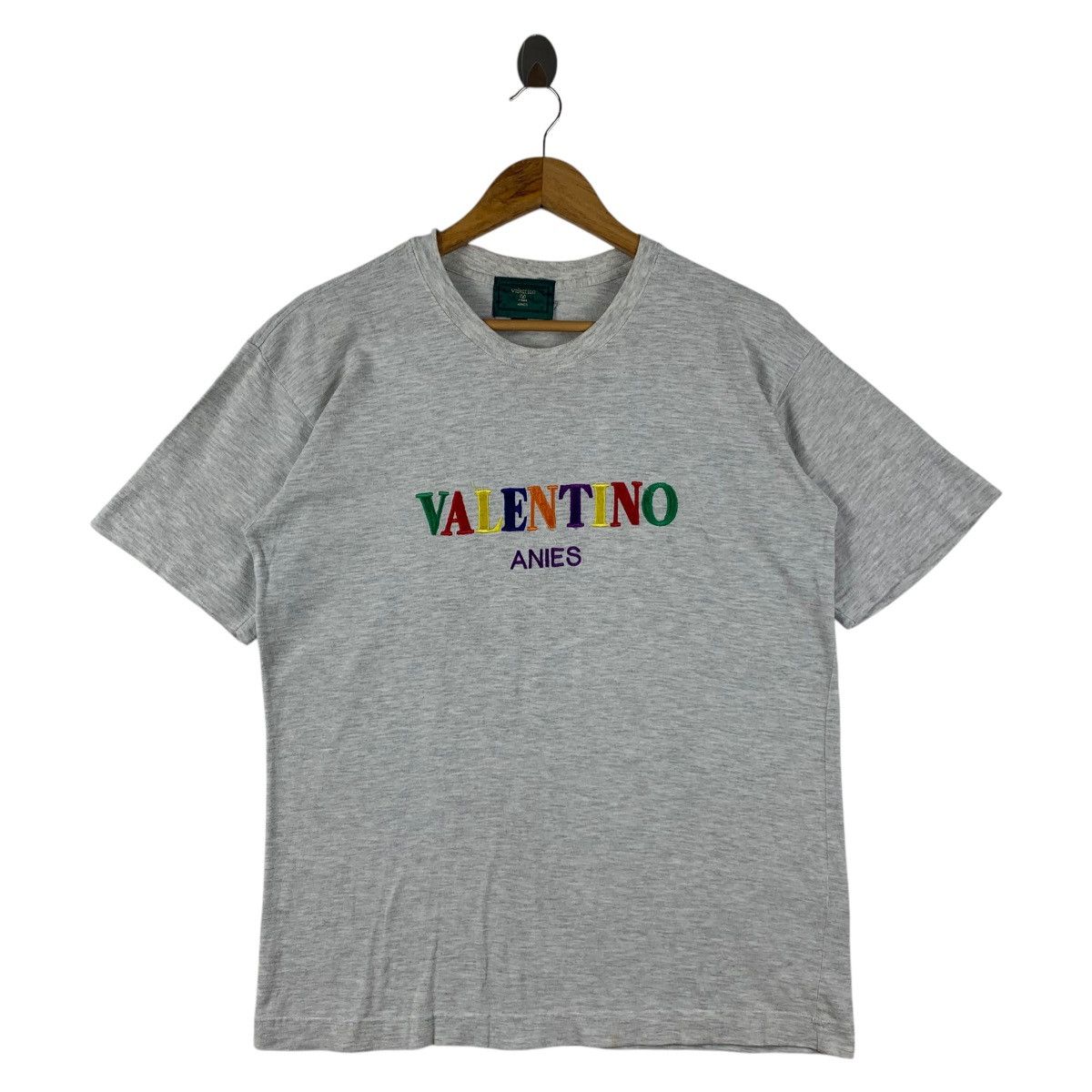 Vintage VALENTINO anies multicolor spellout logo tee