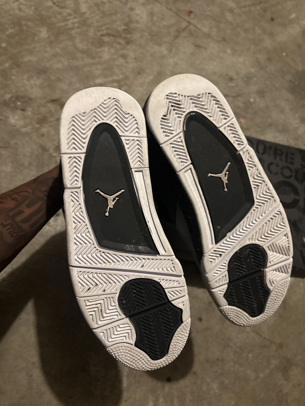 Jordan Brand Fear Jordan 4 retro Size US 9.5 / EU 42-43 - 5 Thumbnail