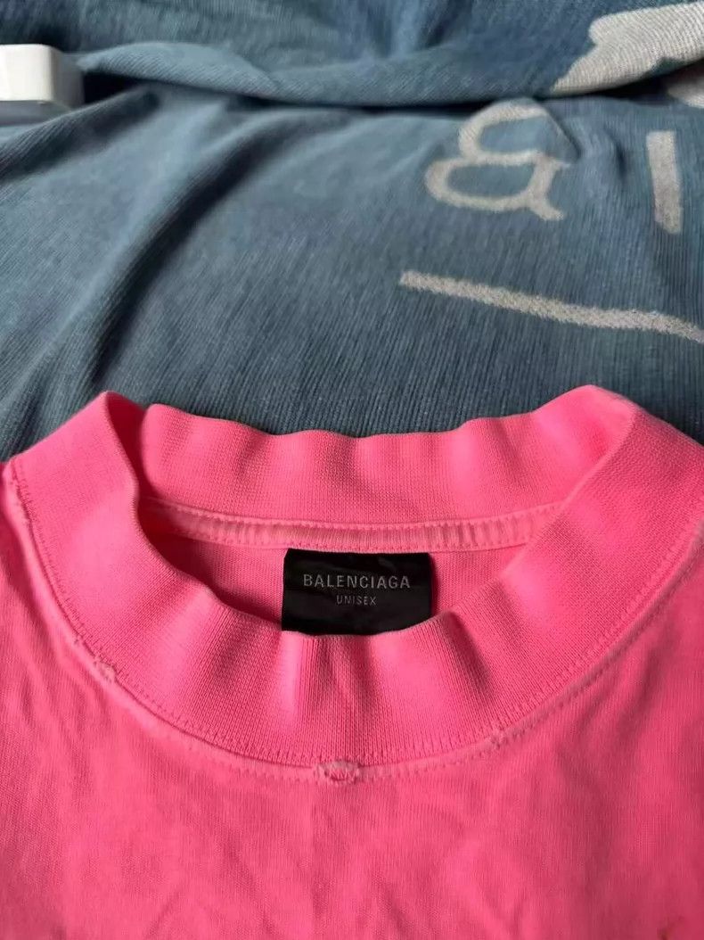 Balenciaga Balenciaga Embroidered short sleeves before and after powd Size US XS / EU 42 / 0 - 3 Thumbnail