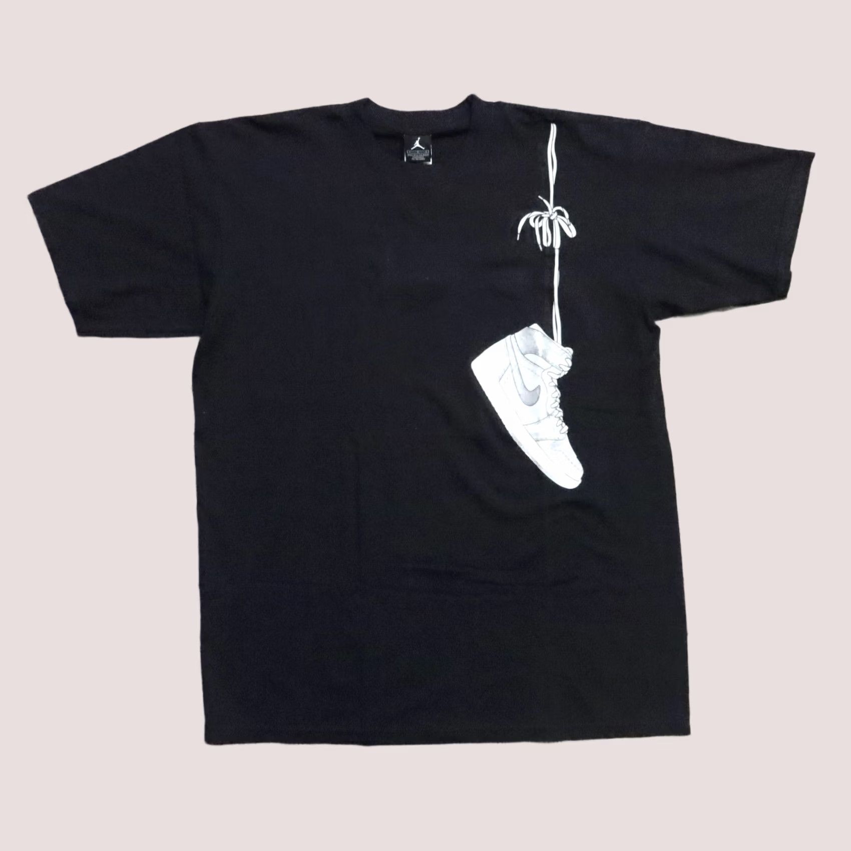Nike Vintage Nike Air Jordan 1 Shoulder Lace Shirt L Black Mens Size US L / EU 52-54 / 3 - 1 Thumbnail