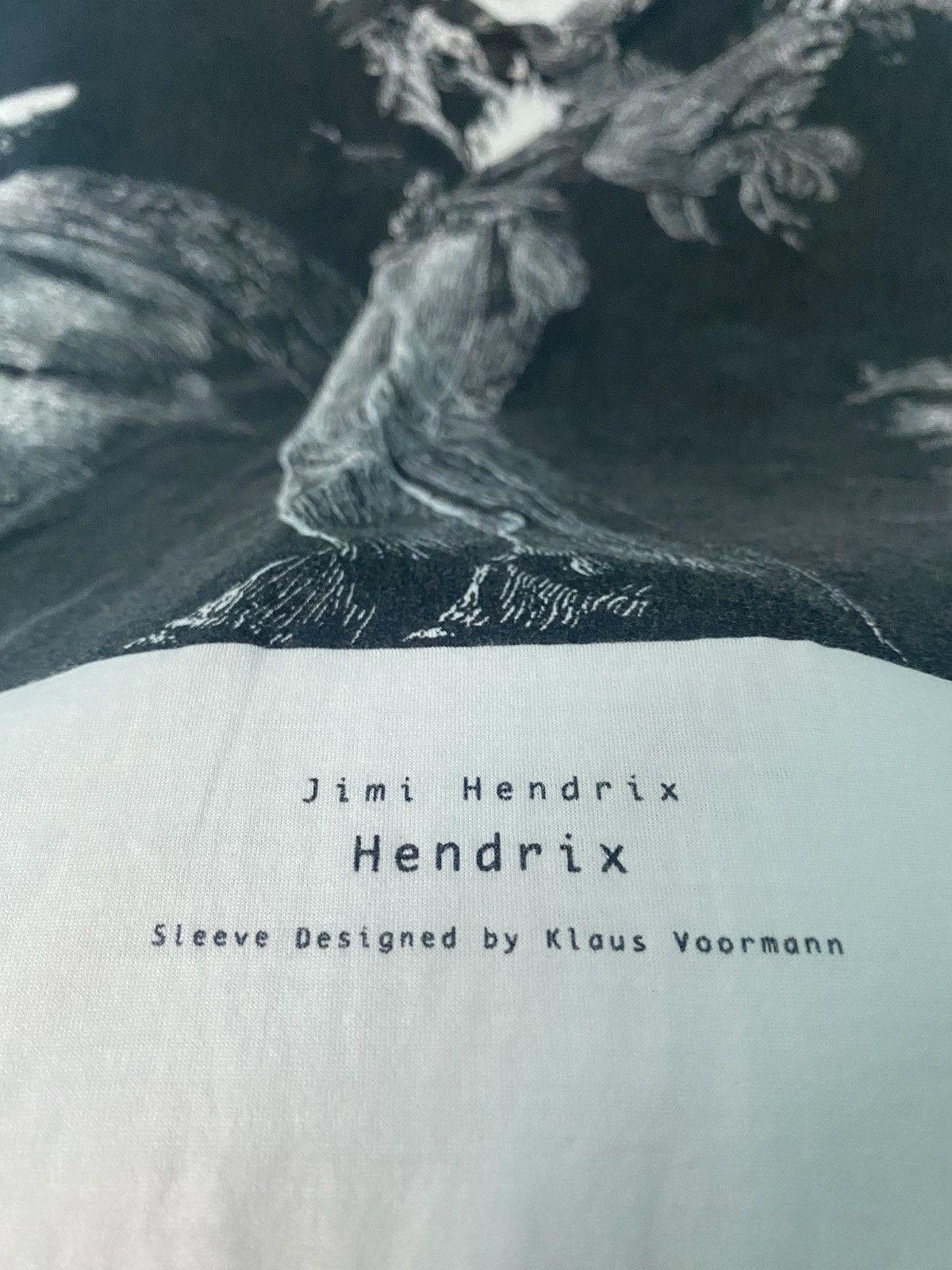 Japanese Brand 💥VERY RARE💥MUSEUM NEU❌JIMI HENDRIX❌KLAUS VOORMANN V-NECK TEE Size US M / EU 48-50 / 2 - 4 Thumbnail