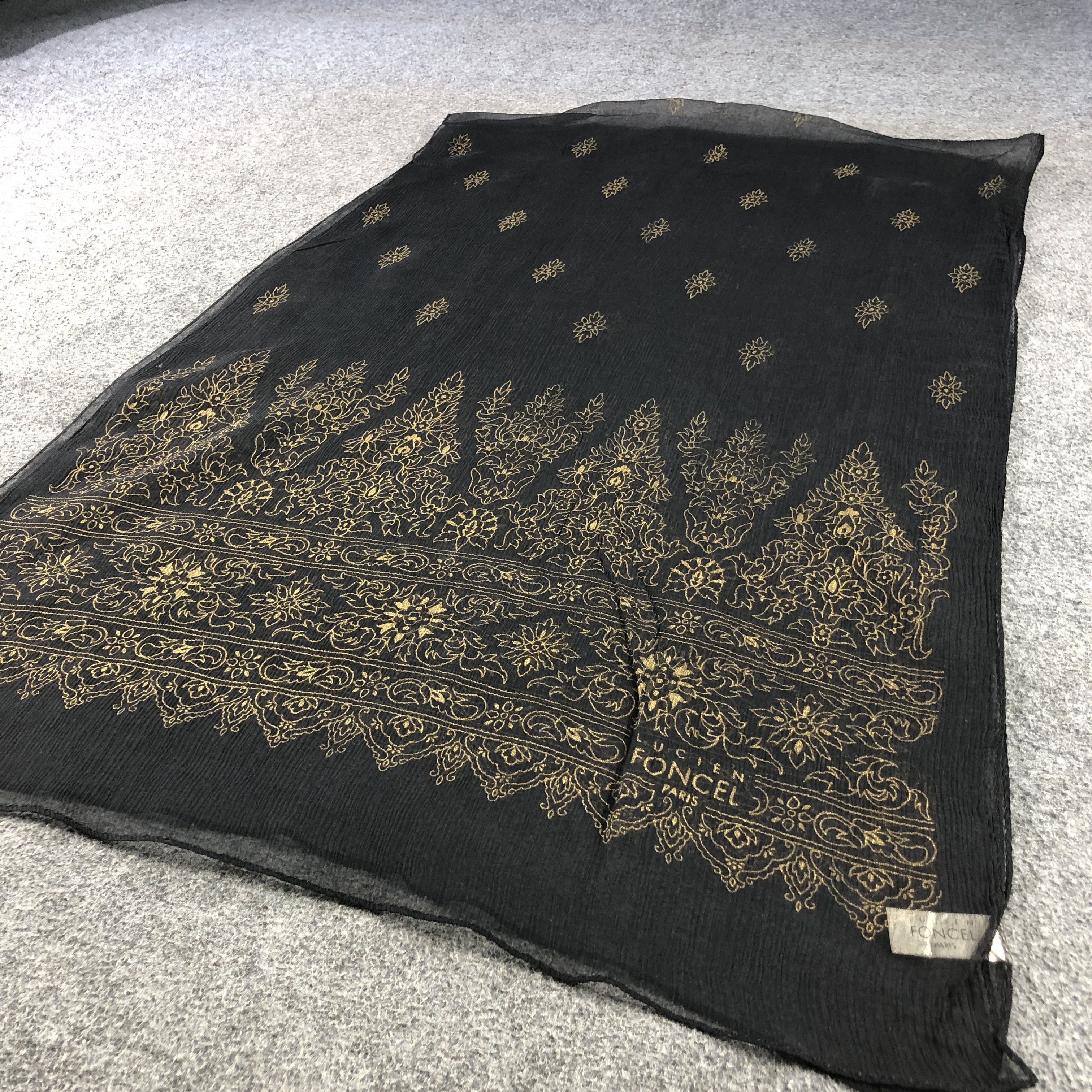 Vintage Lucien Foncel Luxury Silk Stole Silk Scarf M1091 Size ONE SIZE - 3 Thumbnail