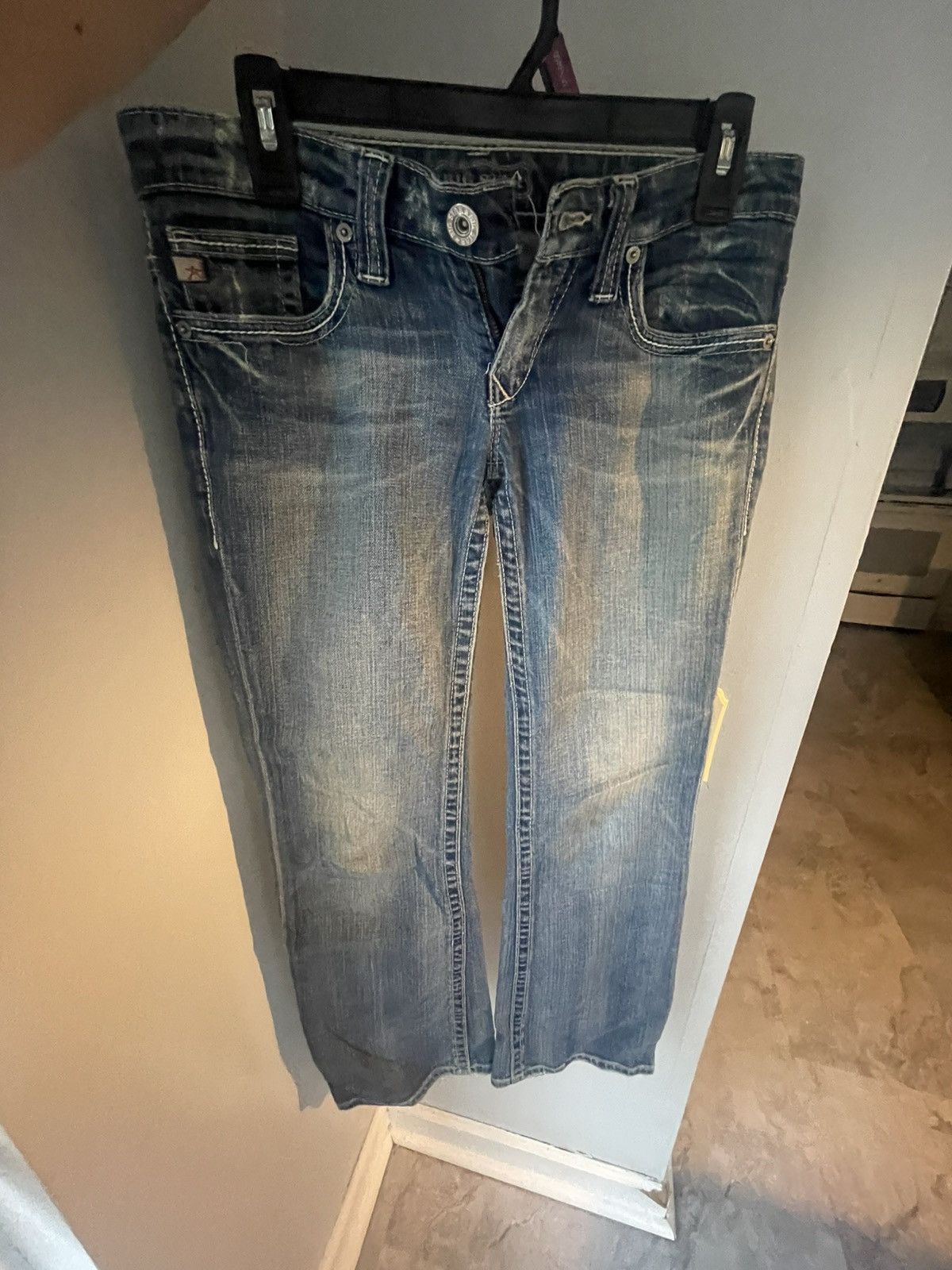 Other Buckle Low Rise Jeans Size 26" / US 2 / IT 38 - 1 Thumbnail