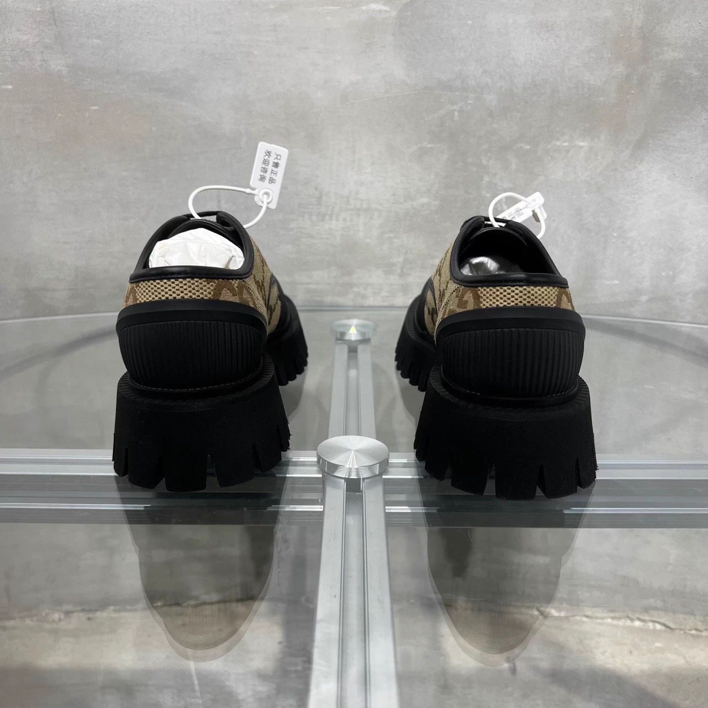 Gucci Gucci Beige GG monogram colorblock sneakers Women's 36.5 Size US 5.5 / IT 35.5 - 6 Thumbnail