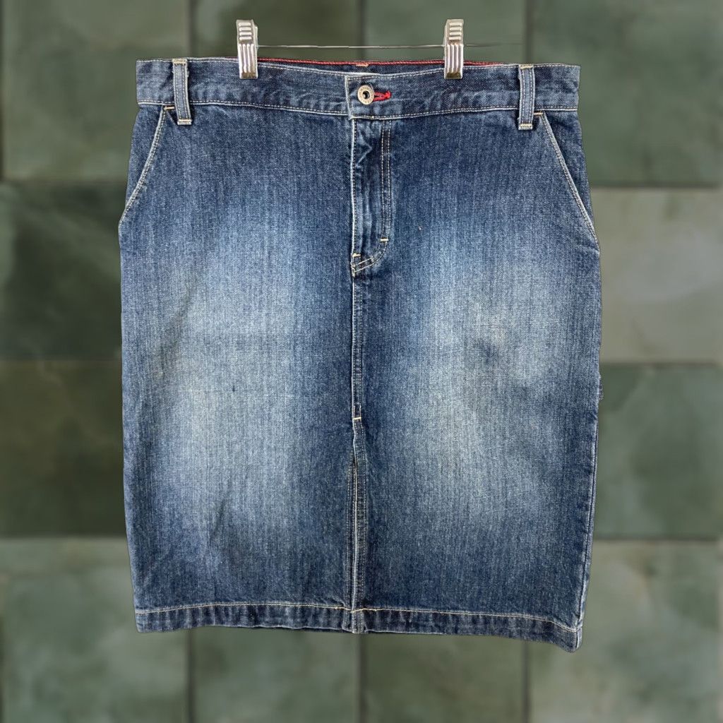 Tommy Hilfiger VINTAGE Tommy Hilfiger Denim Skirt 6 Blue Carpenter Mid Rise Casual 90s Womens USA MADE Size 28" / US 6 / IT 42 - 1 Thumbnail