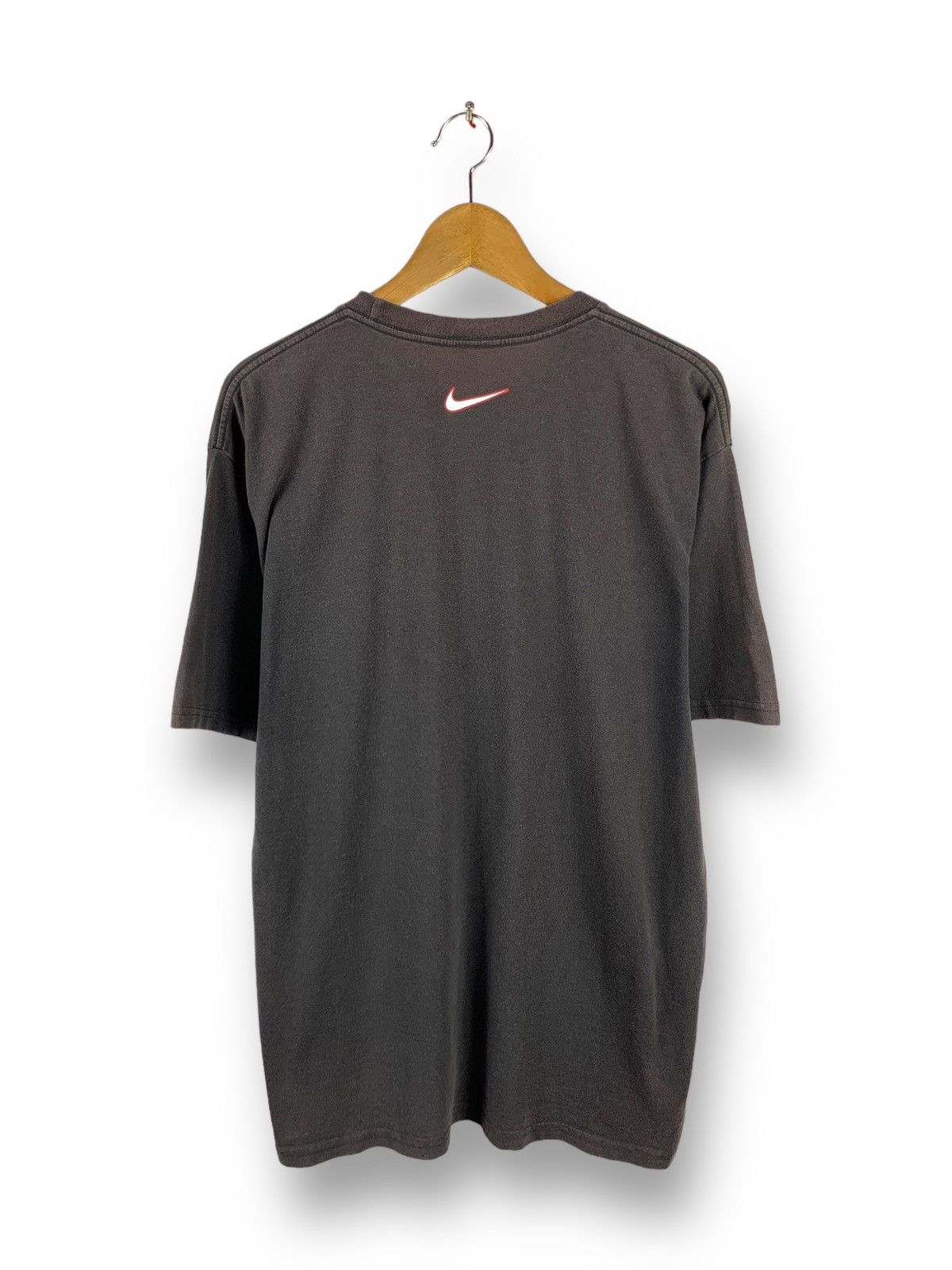Nike Steals! Vintage Y2K Nike Small Swoosh Tee Size US L / EU 52-54 / 3 - 2 Thumbnail