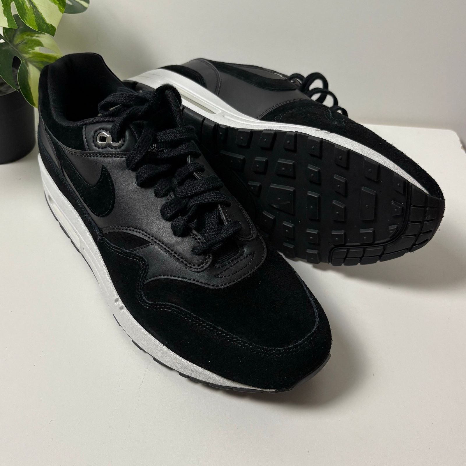 Nike Air Max Rebel Nike Mens Nike Air Max 270 Mens Casual Shoes