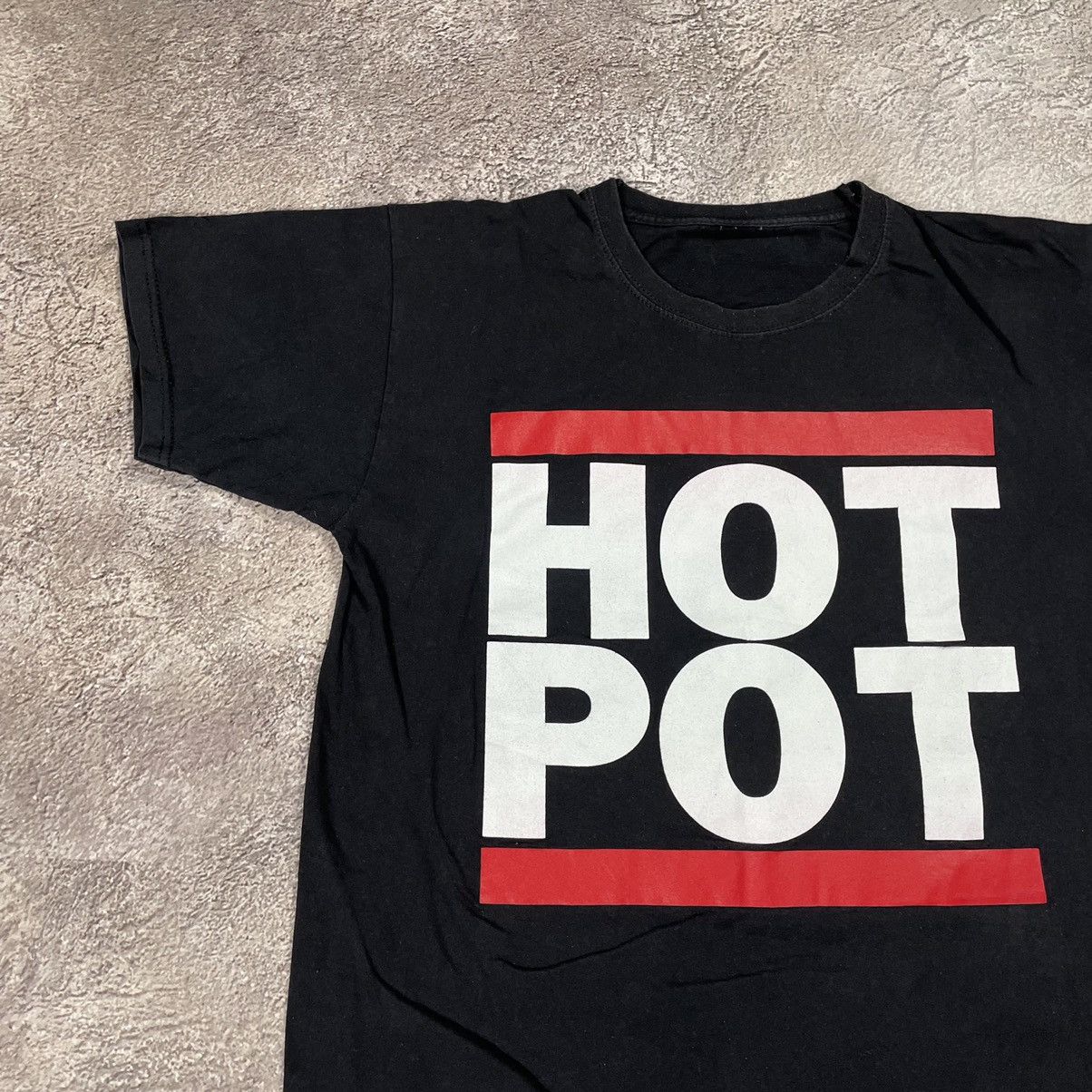 Vintage Vintage 90s Hot Pot Graphic Tee Streetwear Black Baggy XL Size US XL / EU 56 / 4 - 3 Thumbnail