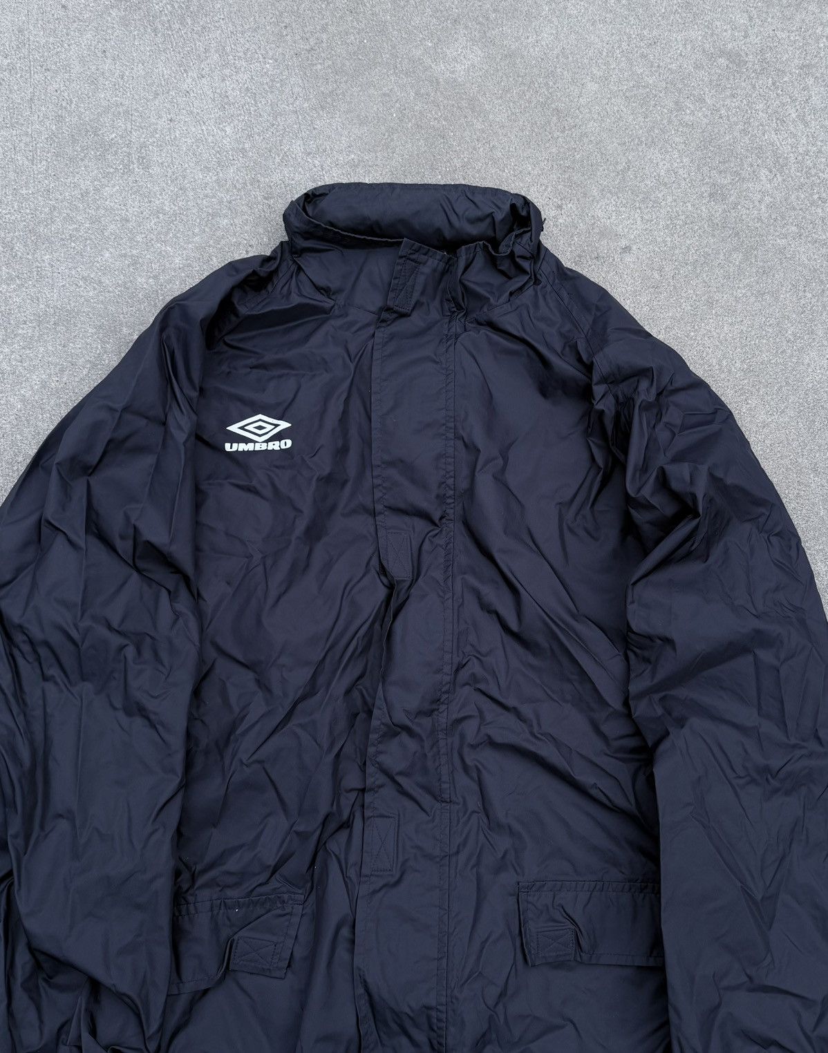 Other Vintage Umbro Y2K streetwear nylon track sweatshirt Size US XL / EU 56 / 4 - 5 Thumbnail