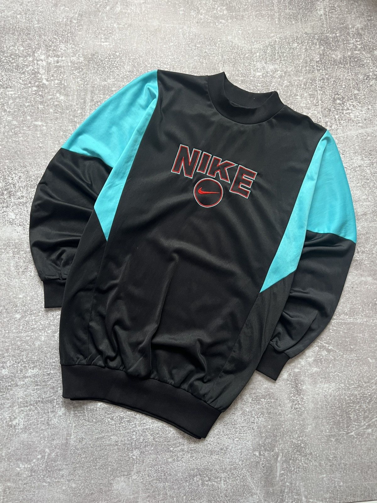 Nike Nike Vintage Sweatshirt Big Logo Japanese Avant Garde Y2K Size US S / EU 44-46 / 1 - 1 Thumbnail