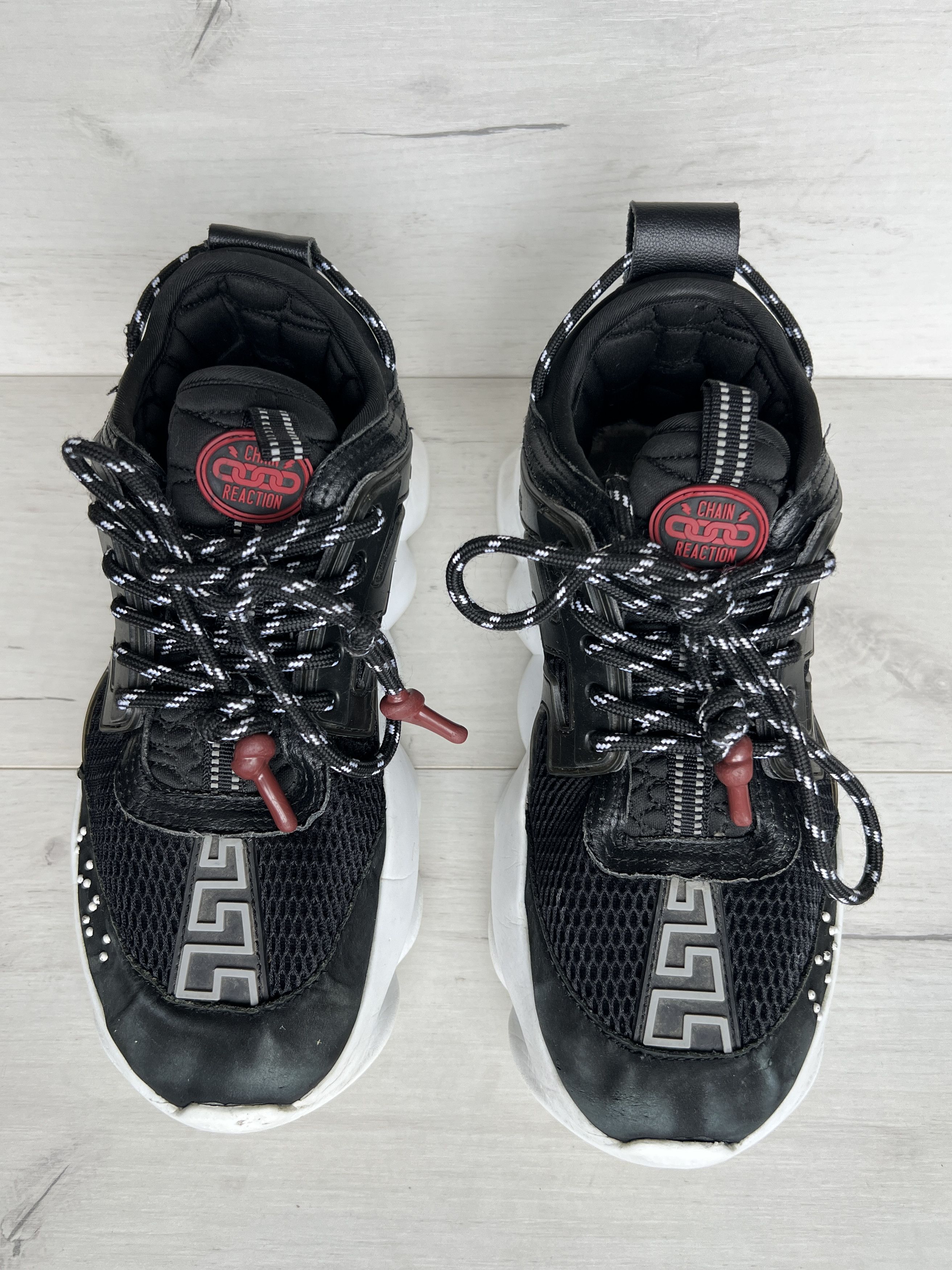 Versace VERSACE CHAIN REACTION BLACK/WHITE SNEAKERS Size US 7 / EU 40 - 5 Thumbnail