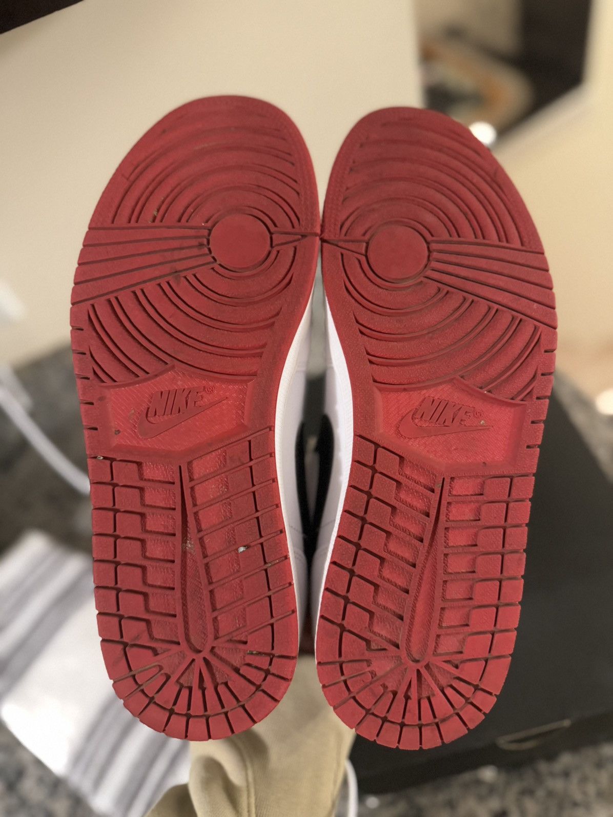 Jordan Brand × Nike Jordan 1 Low White Red Pre Owned W Box Size 11.5 Size US 11.5 / EU 44-45 - 11 Thumbnail
