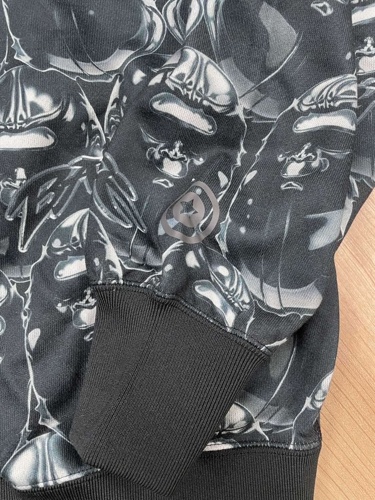 Bape APE HEAD GRAFFITI SHARK FULL ZIP HOODIE Size US S / EU 44-46 / 1 - 4 Thumbnail