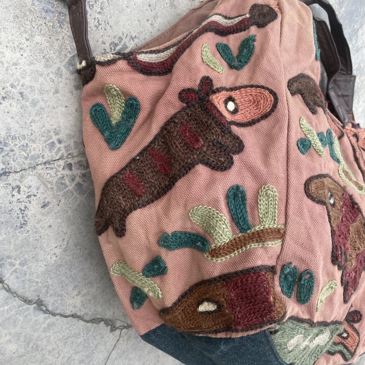 Japanese Brand Hippies Wild Life Embroidery Cotton Bag KAPITAL STYLE Size ONE SIZE - 6 Thumbnail