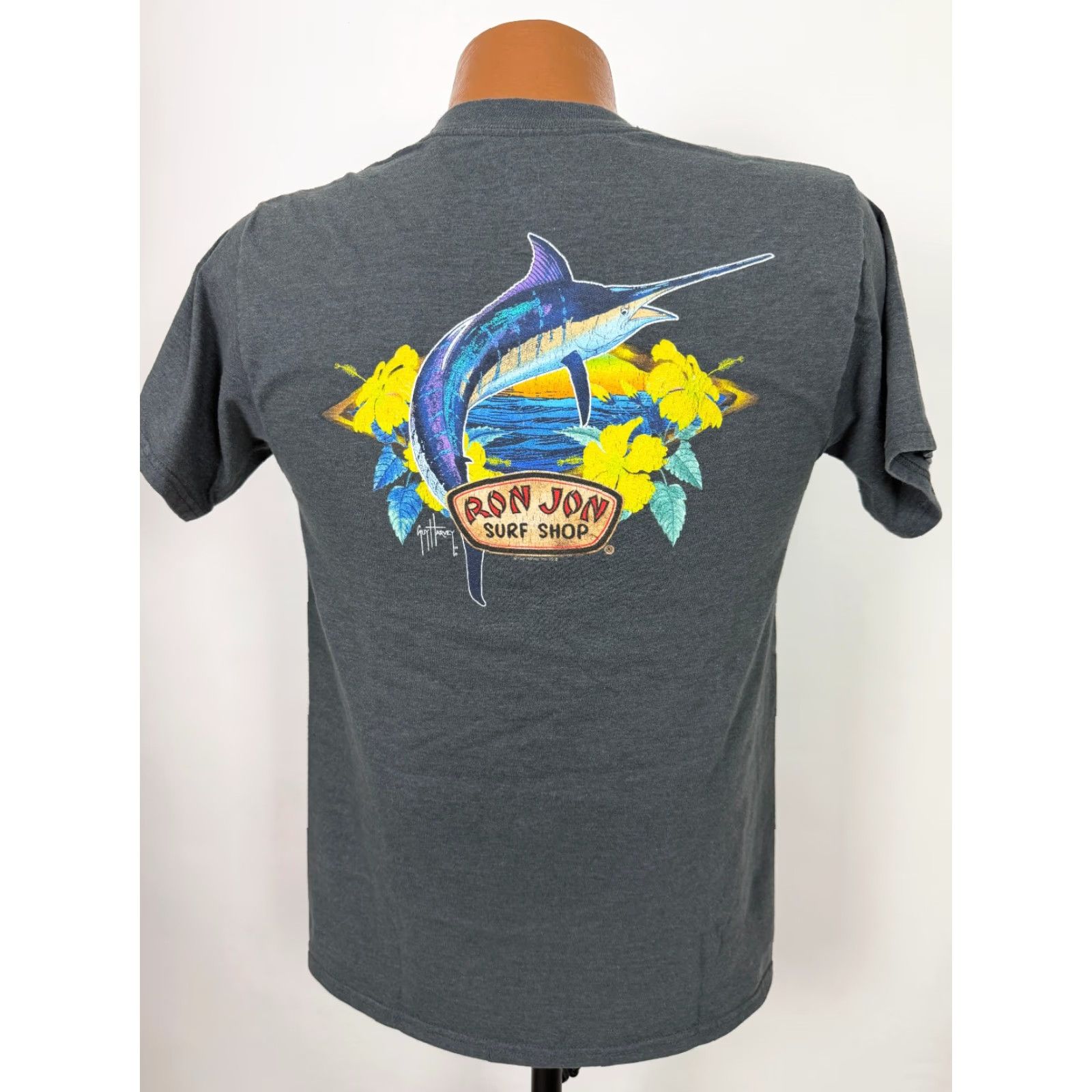 Guy Harvey Guy Harvey Shirt Men Small Cotton Shirt Gray Short Sleeve Crew Neck Pocket Hawaiian Marlin Ocean Graphic Print Beach Outdoor 90s Theme Mens Size US S / EU 44-46 / 1 - 6 Thumbnail