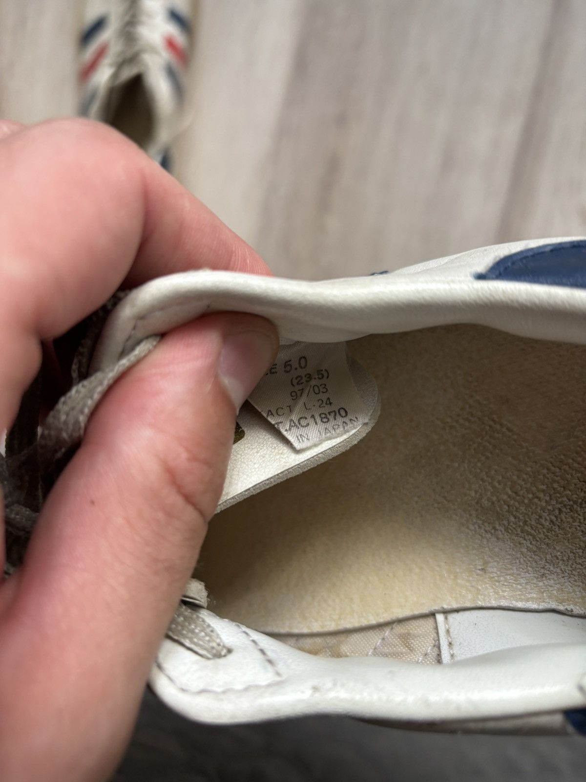 Adidas Vintage 1997 Adidas Wilhelm Bungert – Made in Japan JP 23.5 Size US 5 / IT 35 - 14 Thumbnail