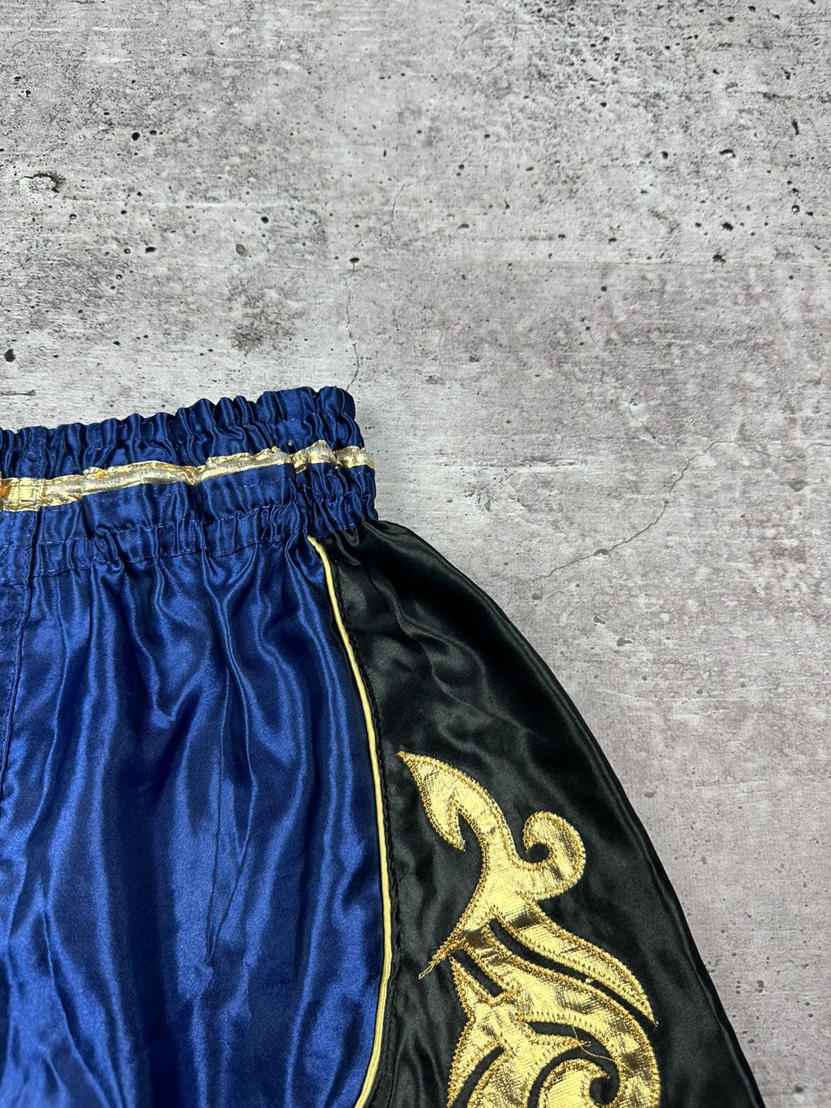 Japanese Brand Vintage Muay Thai Boxing Blue Shorts Size US 32 / EU 48 - 11 Thumbnail