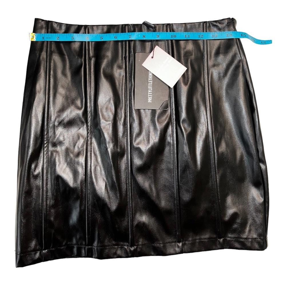 Designer PrettyLittleThing l NWT Black PU Binding Mini Skirt 6 Size 28" / US 6 / IT 42 - 5 Thumbnail