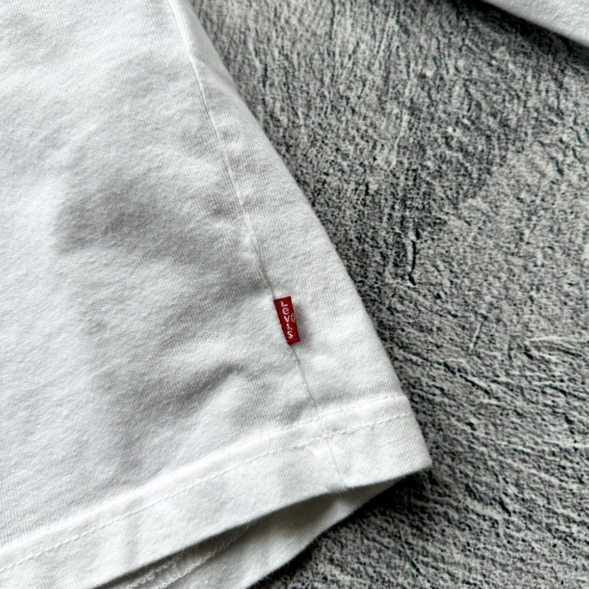 Levi's Men’s Long Sleeve Levi’s Big Logo White Size: XL Size US XL / EU 56 / 4 - 8 Thumbnail
