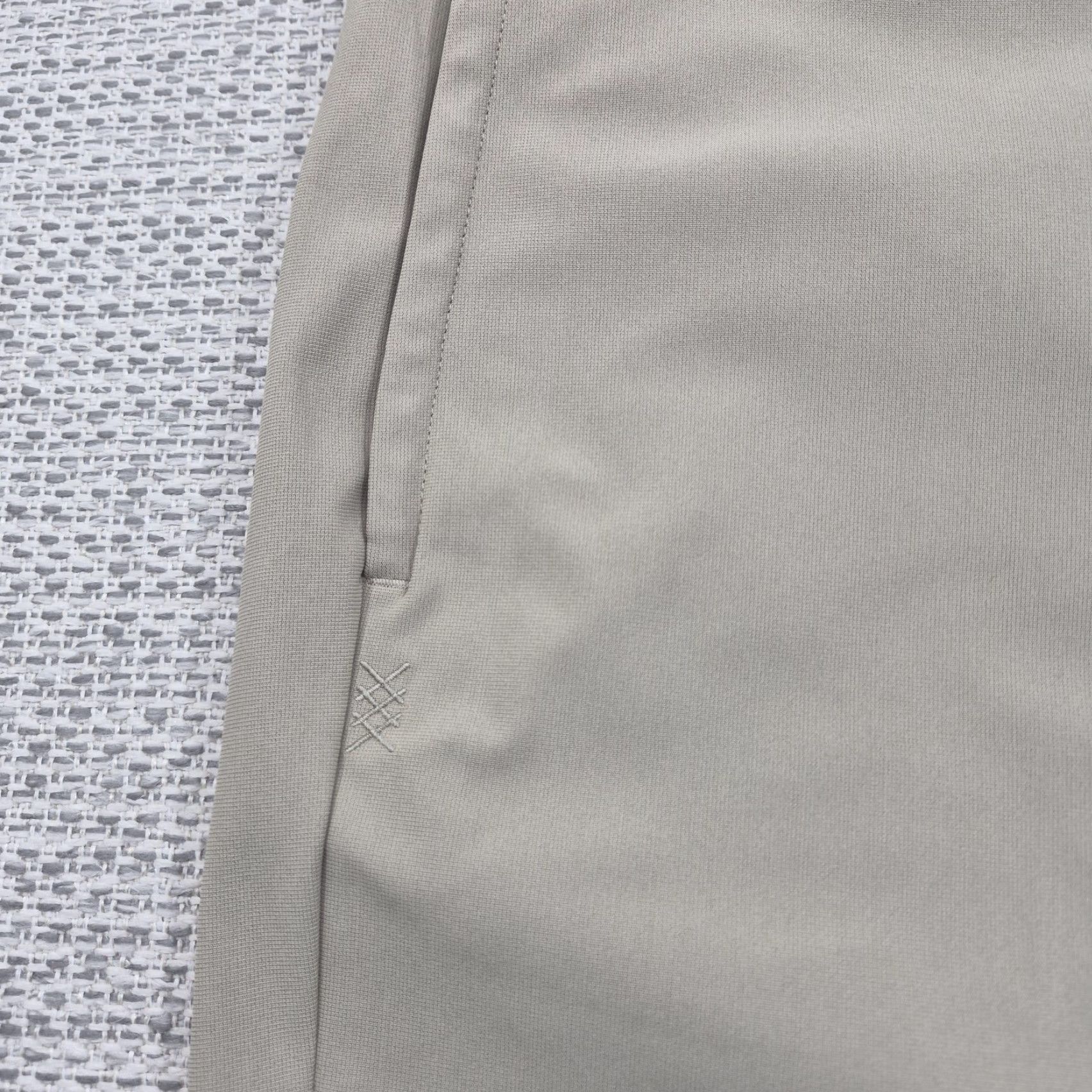 Rhone Rhone Pants Mens 36x29 Beige Stretch Chino Cuffed Straight Leg Performance Size US 36 / EU 52 - 4 Thumbnail
