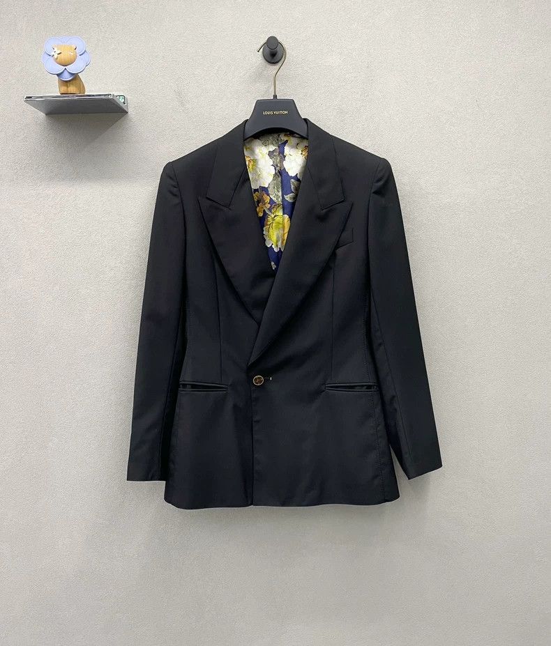 Louis Vuitton Black Suit Jacket Size 34 for Stylish Look - dmc Size US S / EU 44-46 / 1 - 1 Thumbnail