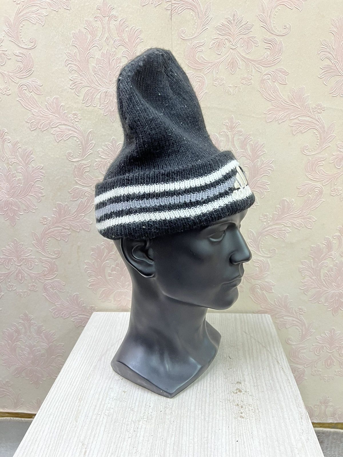 Adidas Vintage Adidas Beanie Hats Size ONE SIZE - 4 Thumbnail