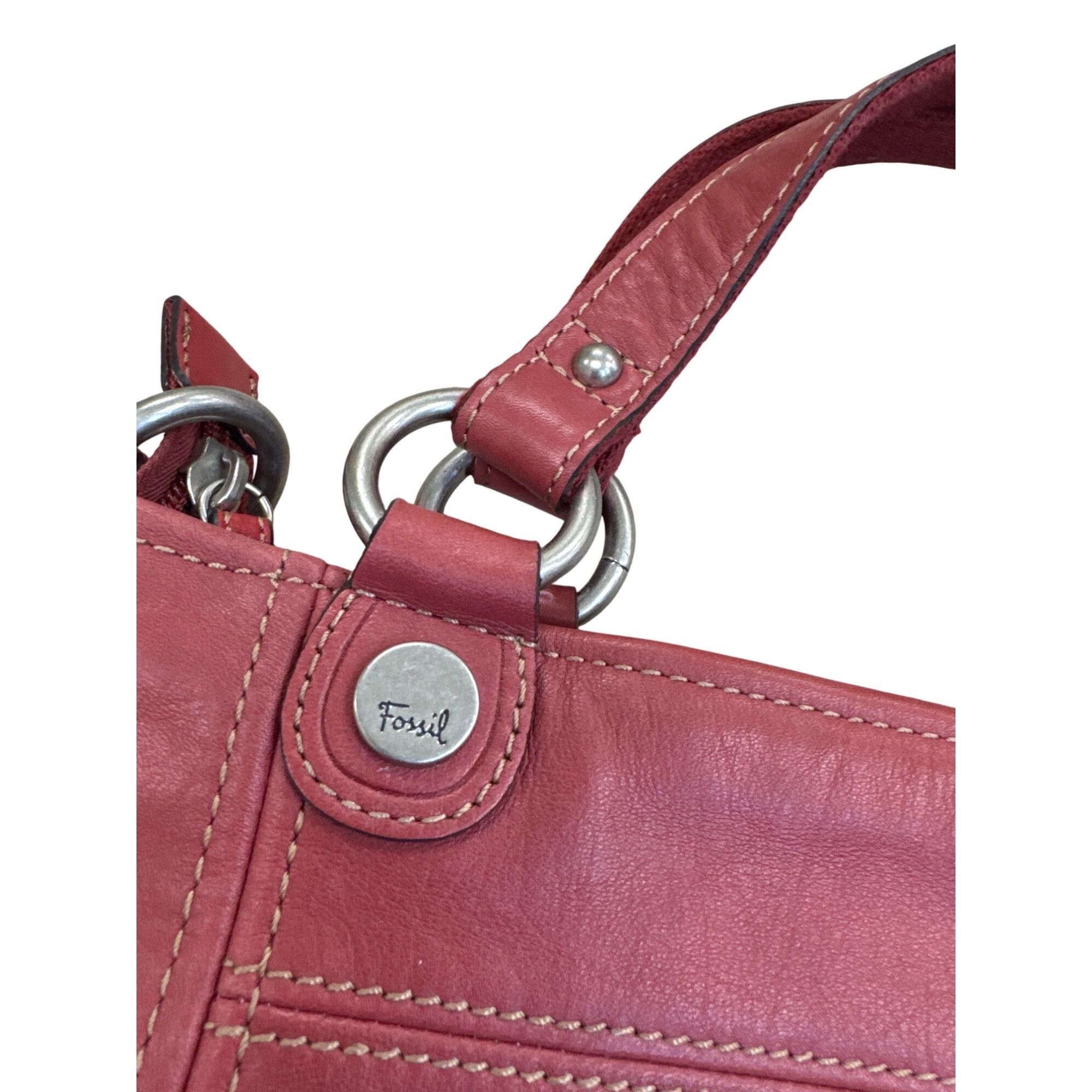 Fossil Fossil Vintage Womans Red Leather Handbag Clutch With Dual H Size ONE SIZE - 4 Thumbnail