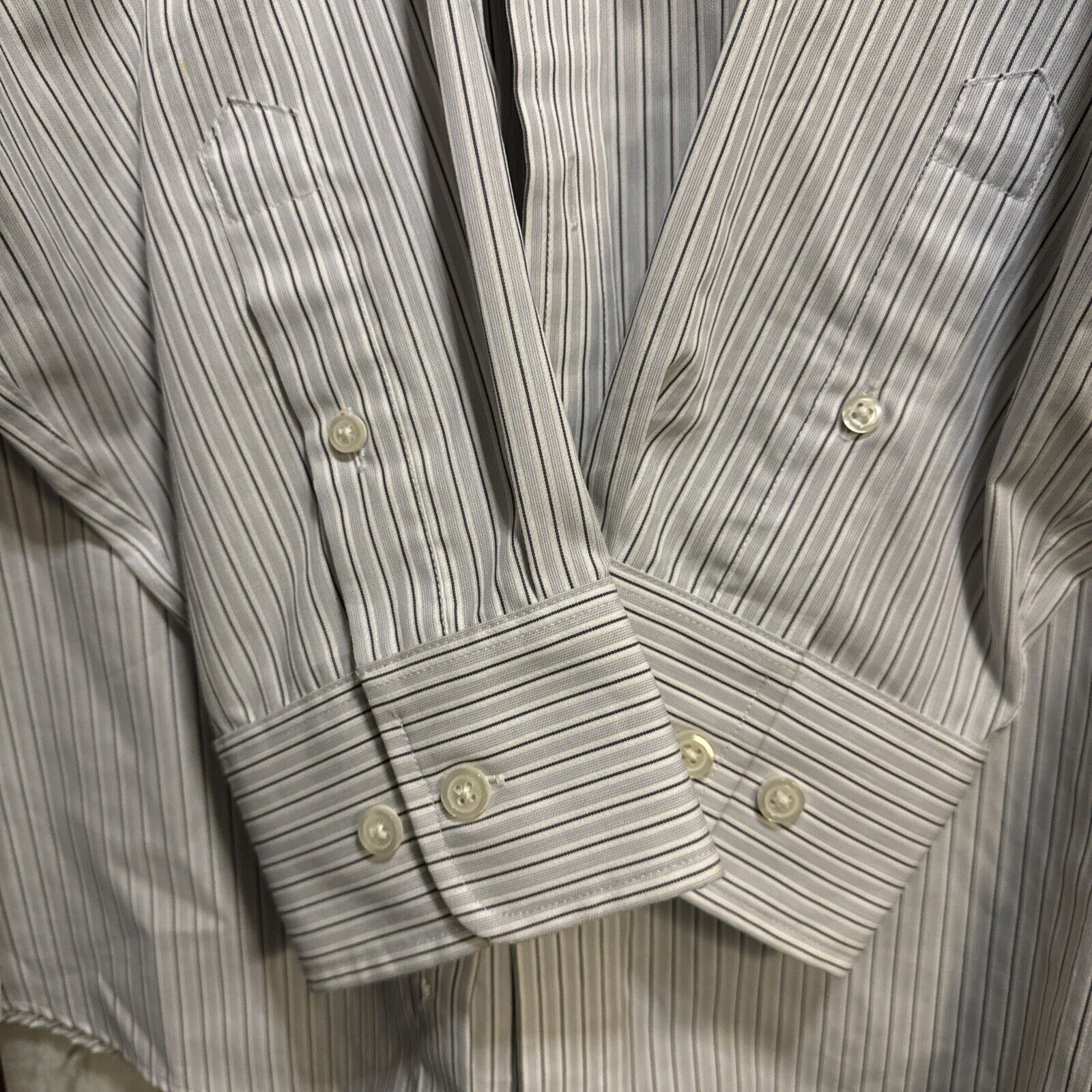 Merona Merona Mens Ultimate Shirt Long Sleeves Button Up Pin Strip Size US L / EU 52-54 / 3 - 10 Thumbnail