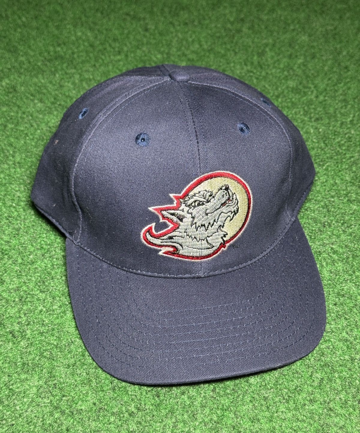 Vintage Vintage 90s Erie Seawolves Minor League Retro Snapback Hat Size ONE SIZE - 1 Thumbnail