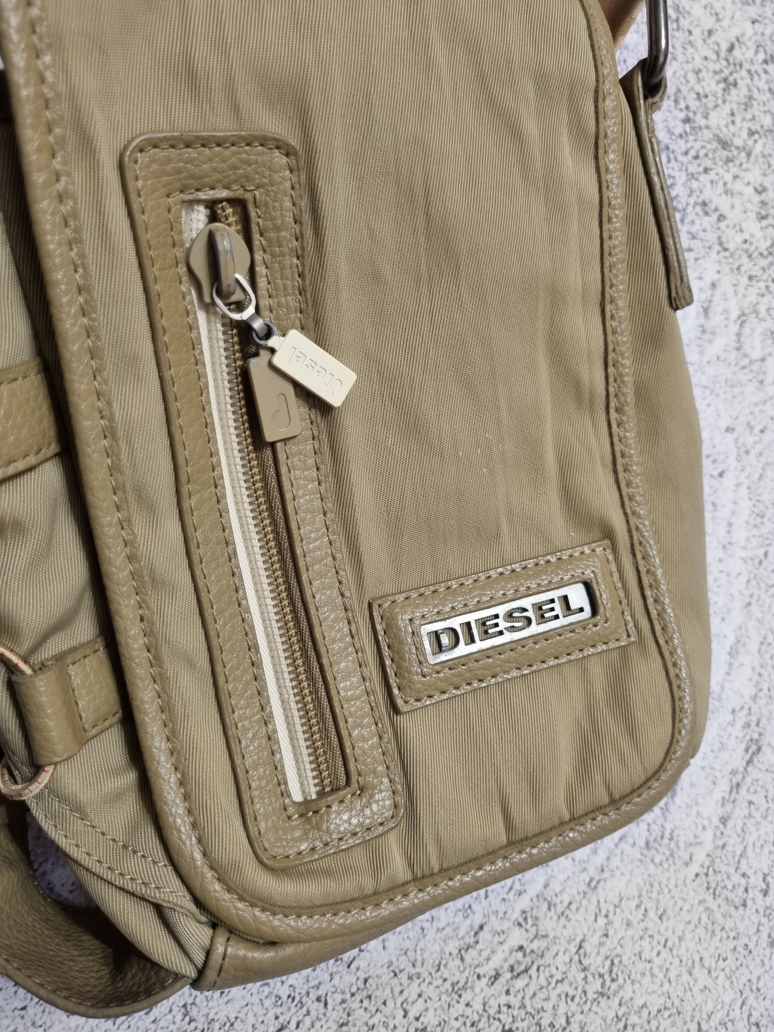 Diesel Vintage Diesel Post Apocalypse Crossbody Bag Size ONE SIZE - 4 Thumbnail