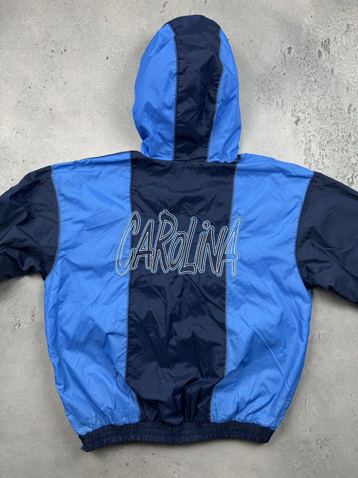 Starter Vintage Starter North Carolina Heels Hooded Pullover Jacket Size US L / EU 52-54 / 3 - 18 Thumbnail