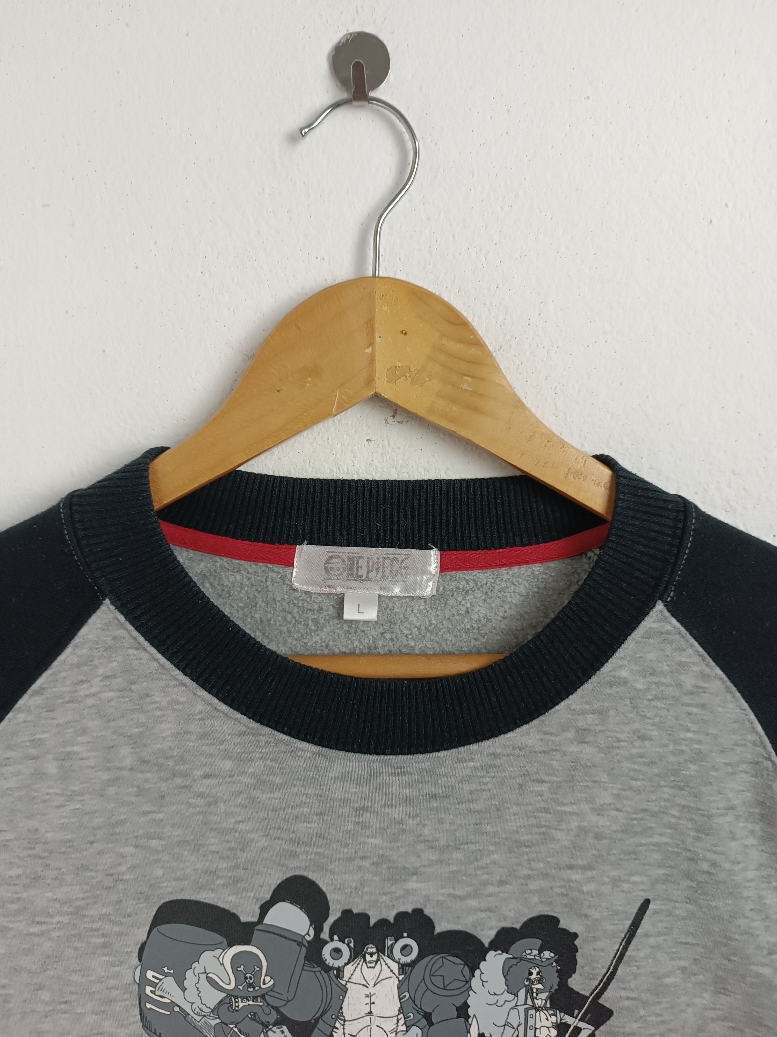 Anime VINTAGE ONE PIECE FILM Z LINEUP SWEATSHIRT VERY RARE ANIME Size US L / EU 52-54 / 3 - 7 Thumbnail