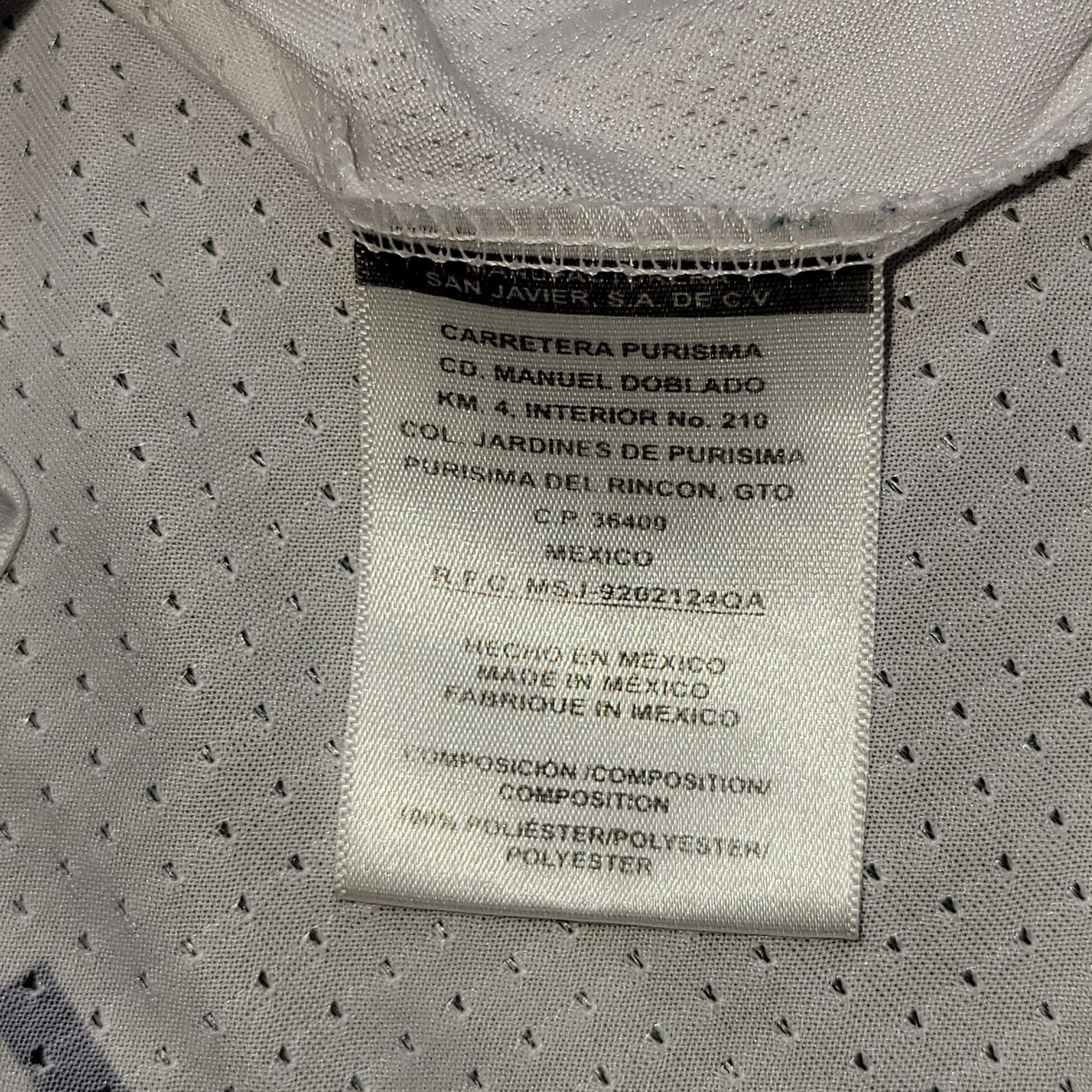 Other Ronaldinho Queretaro PLAYER ISSUE 2014 Away Soccer Jersey M Size US M / EU 48-50 / 2 - 8 Thumbnail