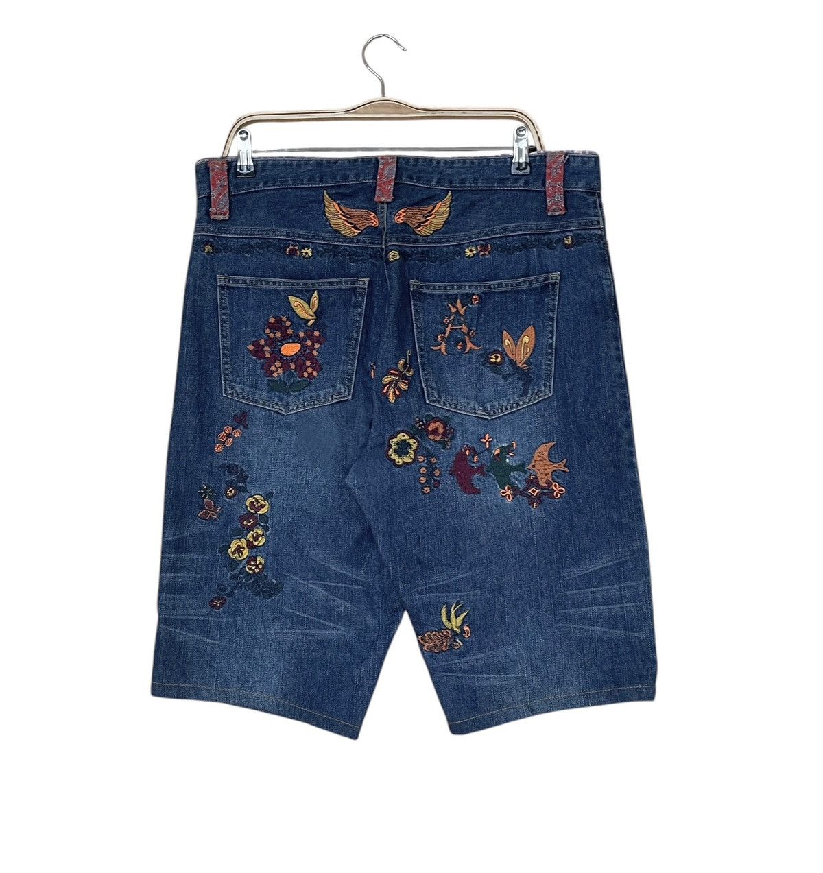 Japanese Brand × Vintage Vintage Japanese Brand Flower Patches Short Jeans 2000s Size US 26 / EU 42 - 2 Thumbnail